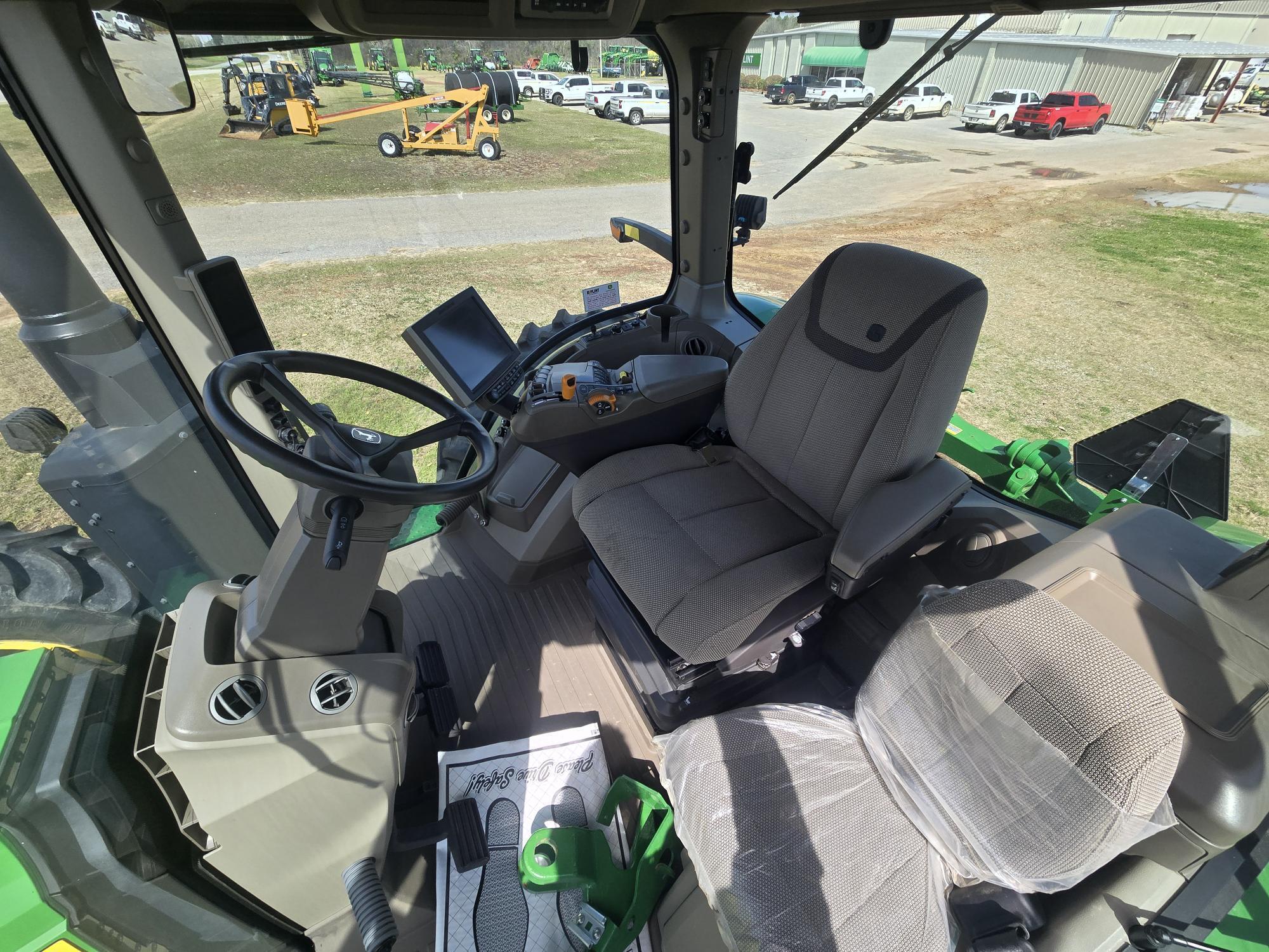 2023 John Deere 8R 310 Tractor