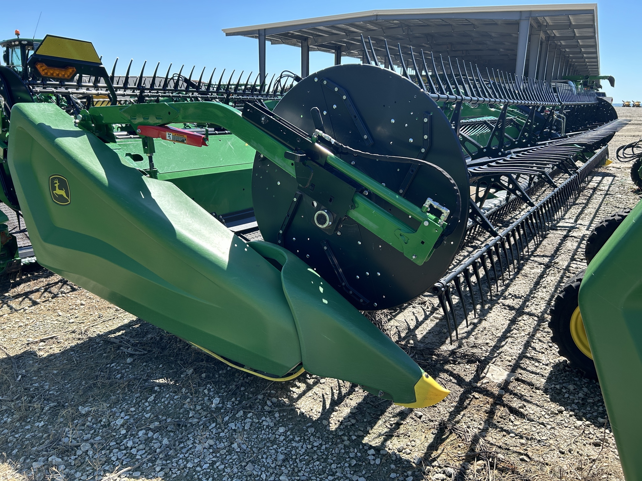 2023 John Deere HD35F Platform