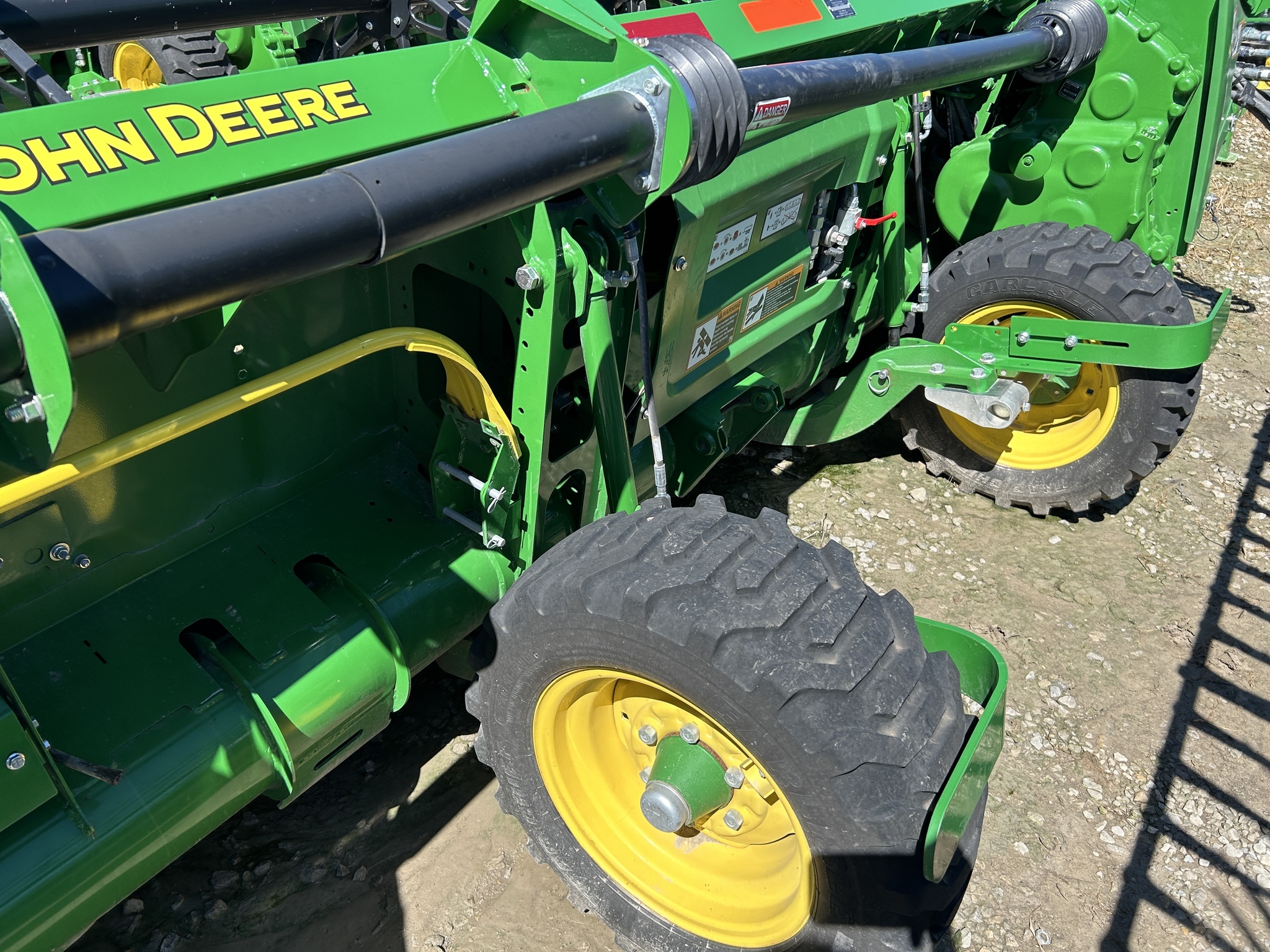 2023 John Deere HD35F Platform