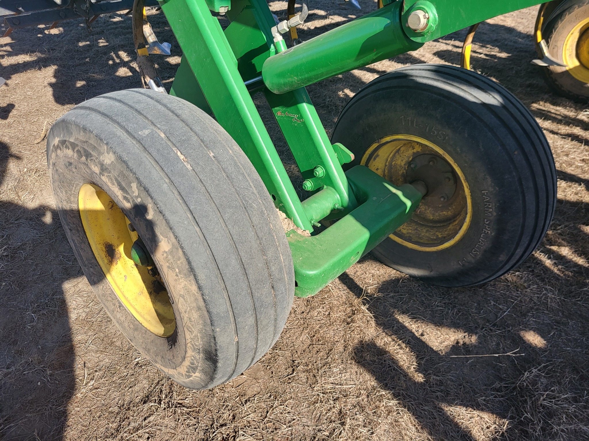 2012 John Deere 2310 Soil Finisher