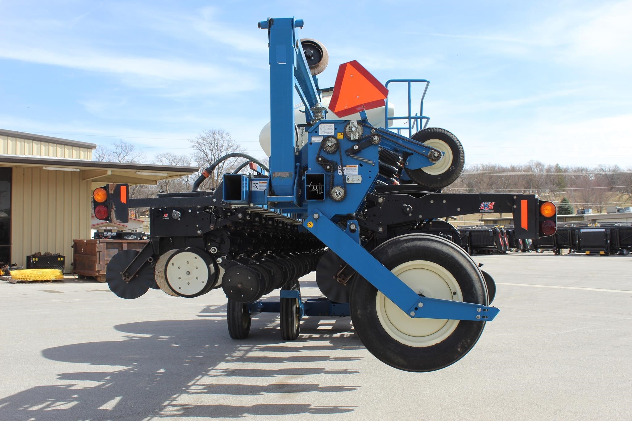 2013 Kinze 3600 ASD Planter