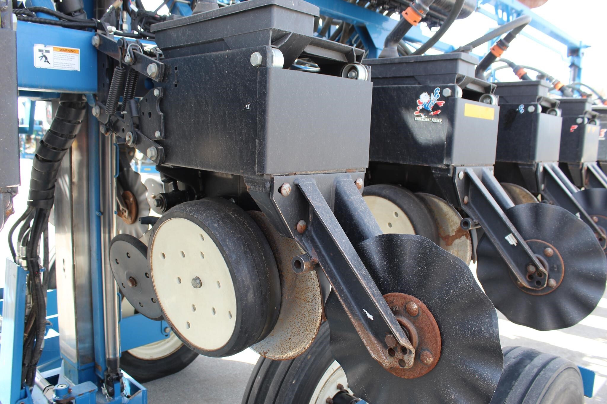 2013 Kinze 3600 ASD Planter