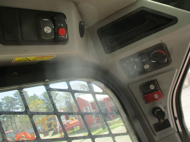 2018 Caterpillar 272D2 Skid Steer