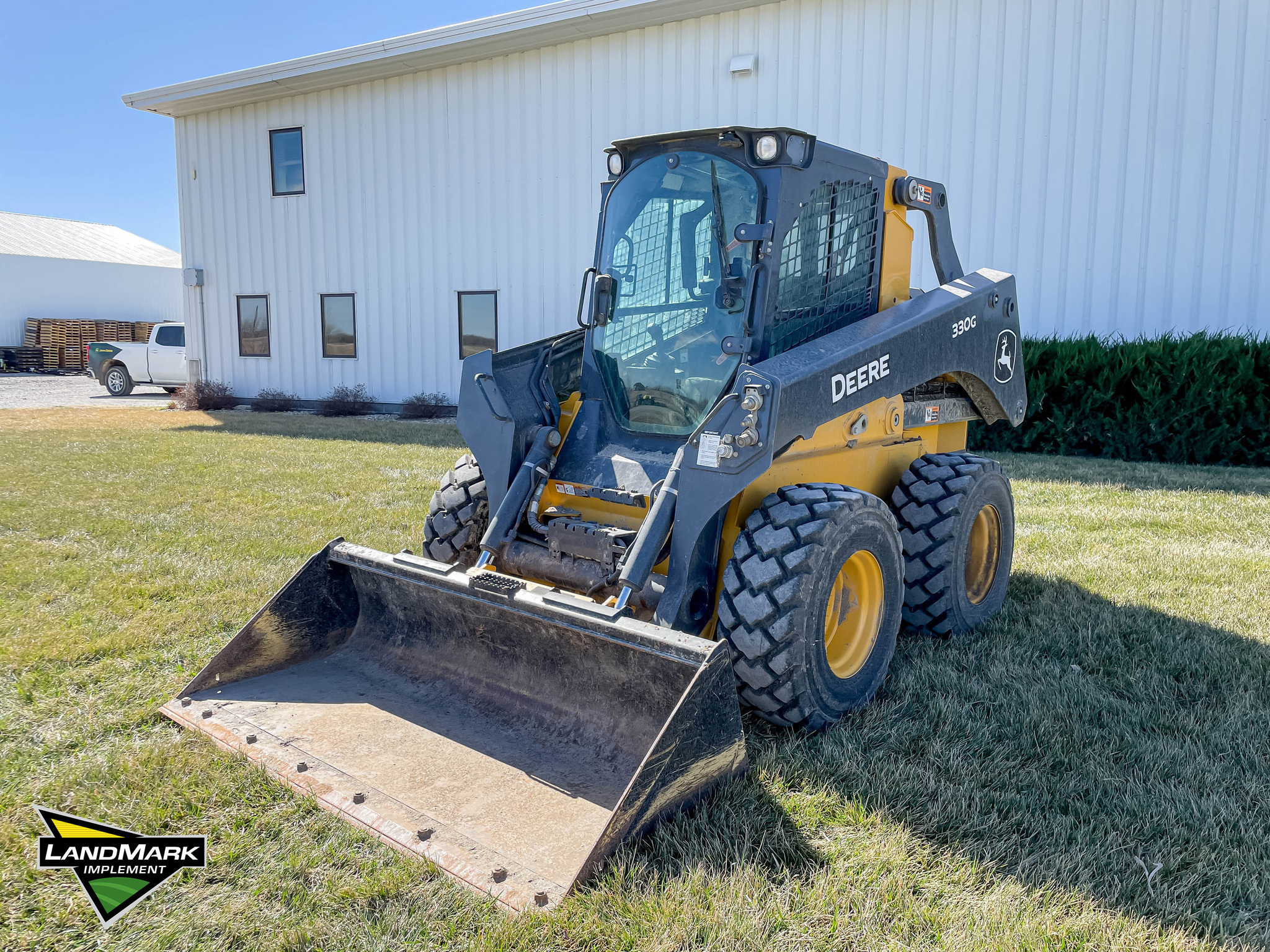 2019 Deere 330G Skid Steer