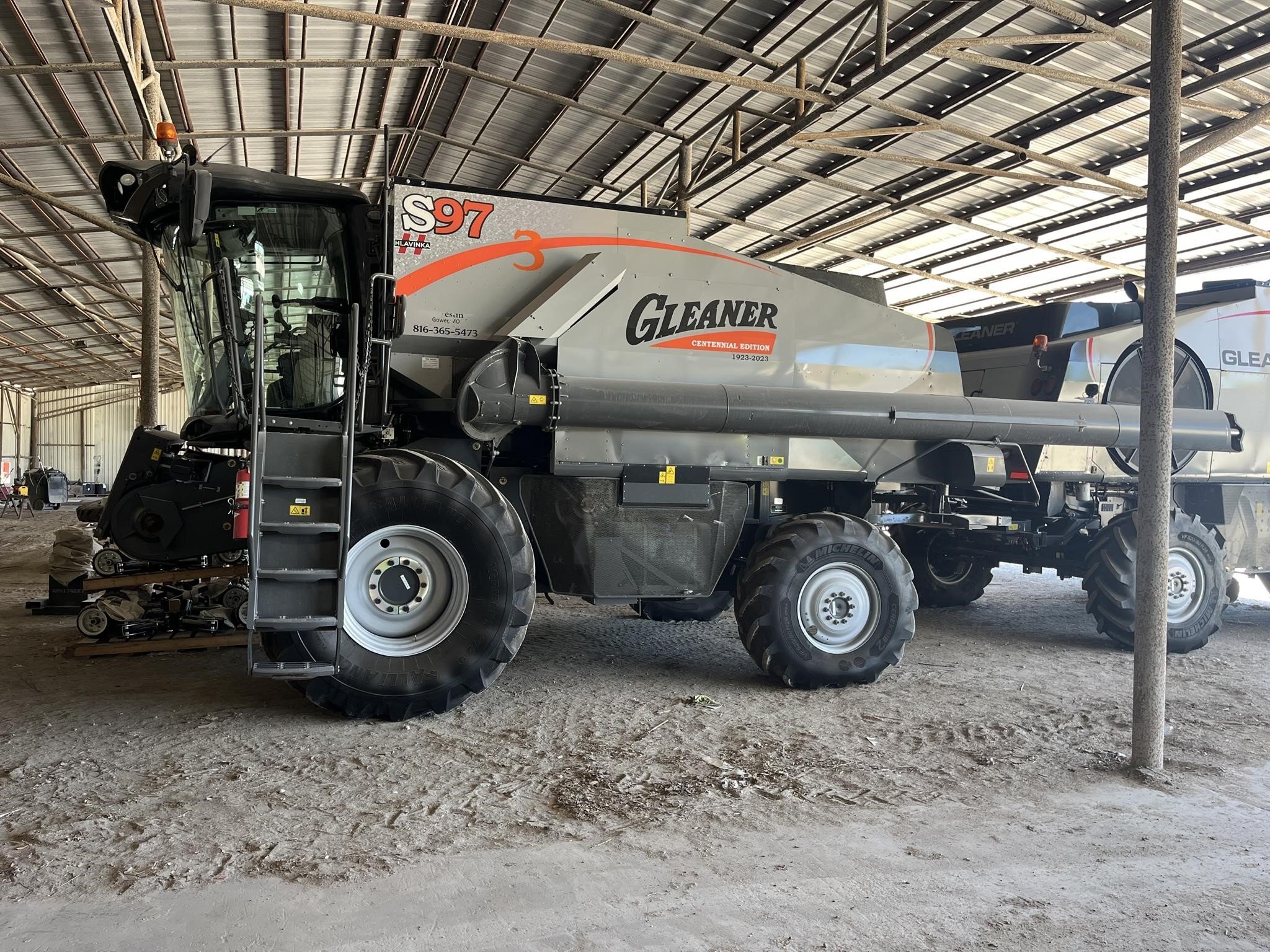 2023 Gleaner S97 Combine