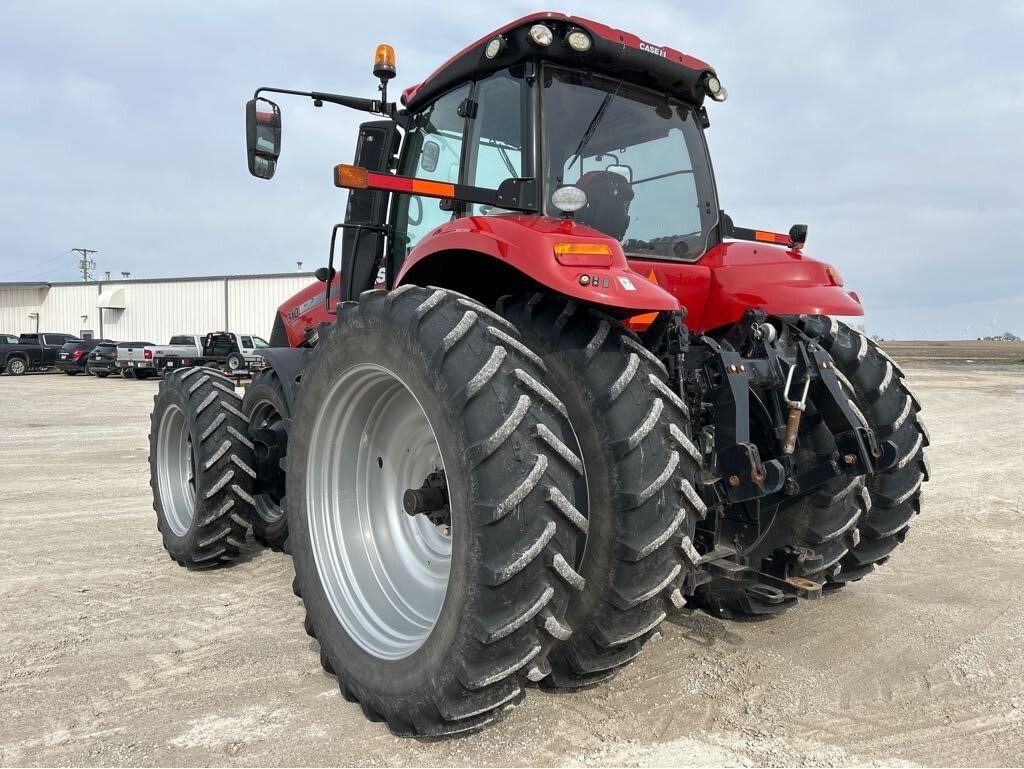 2015 Case IH Magnum 310 CVT Tractor