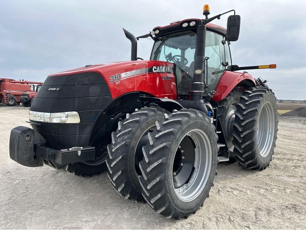 2015 Case IH Magnum 310 CVT Tractor