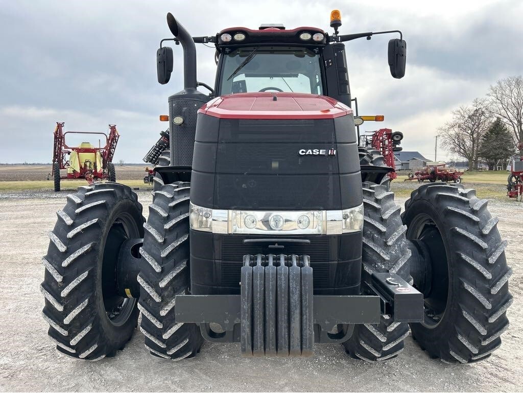 2015 Case IH Magnum 310 CVT Tractor