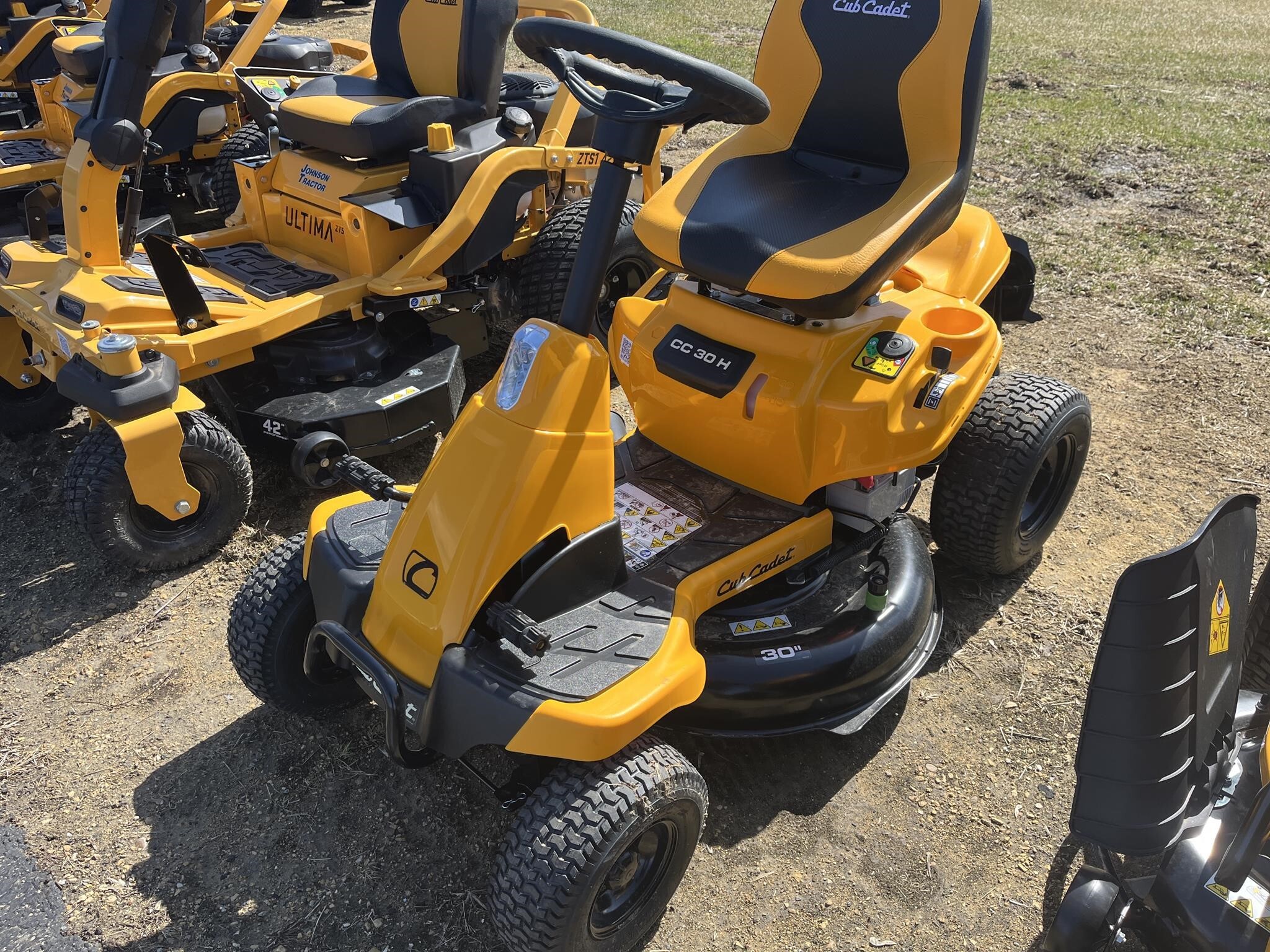 2025 Cub Cadet CC30H Lawn Mower