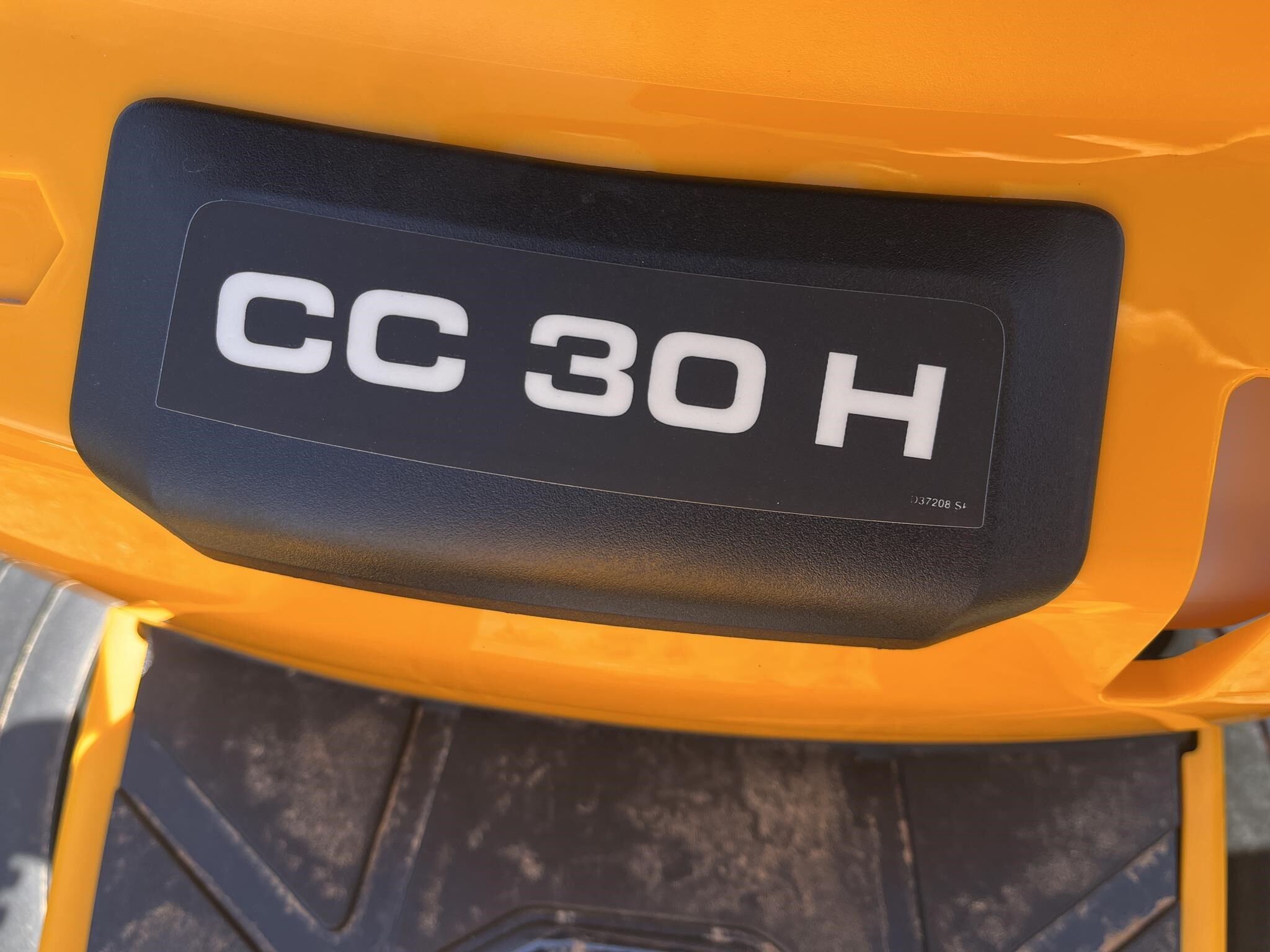 2025 Cub Cadet CC30H Lawn Mower