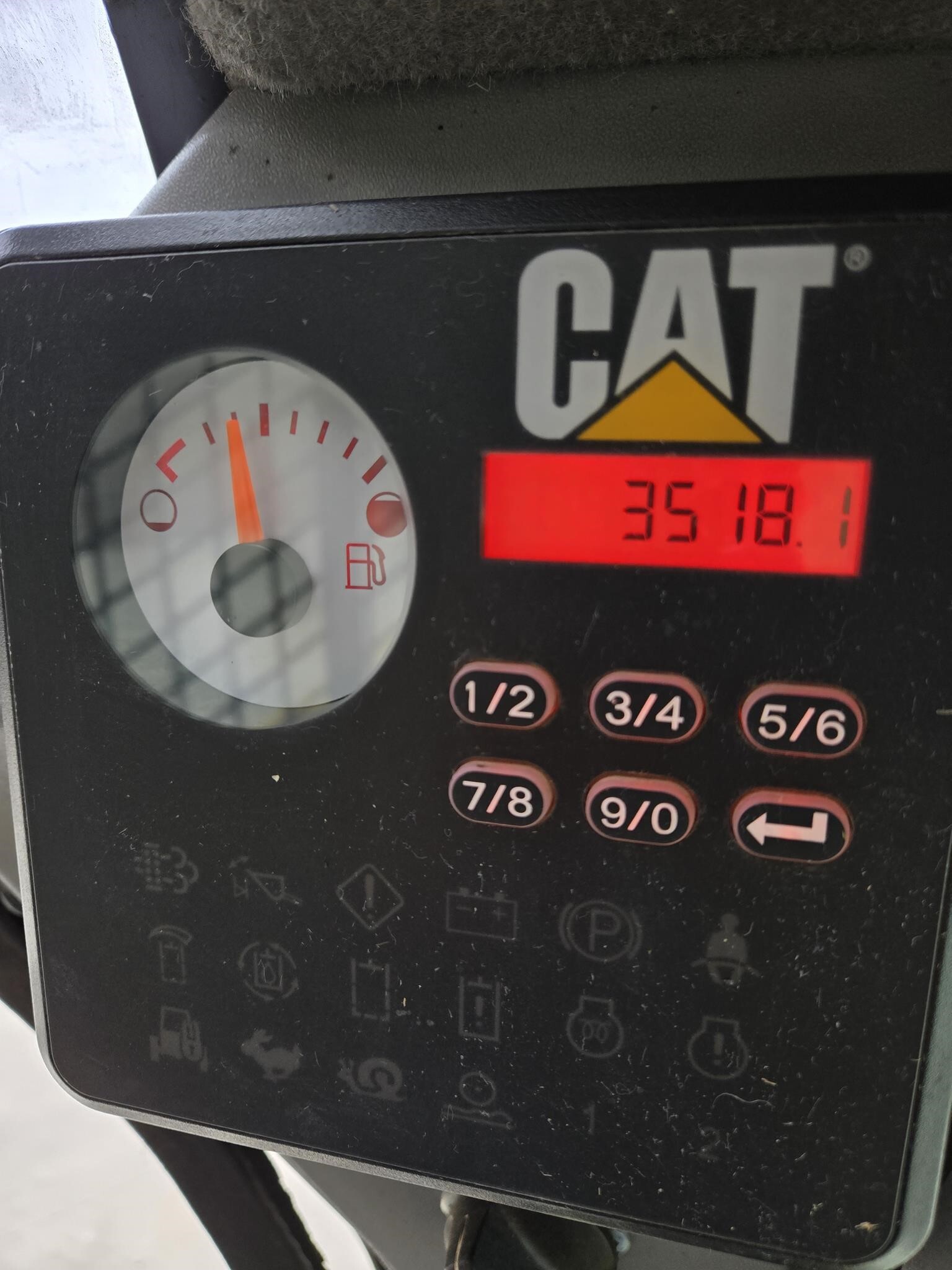 2014 Caterpillar 242D Skid Steer