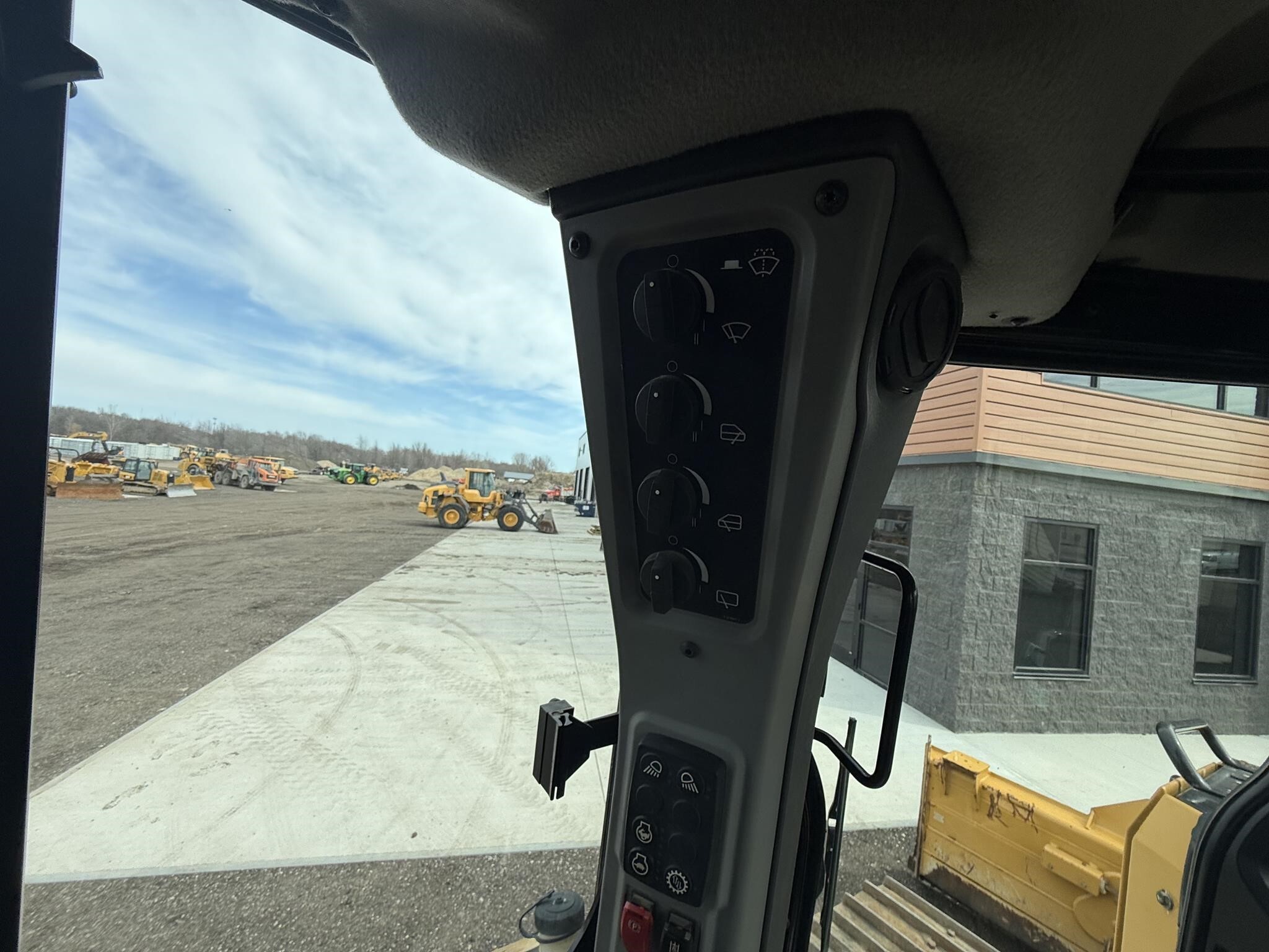 2020 Caterpillar D5 LGP Dozer