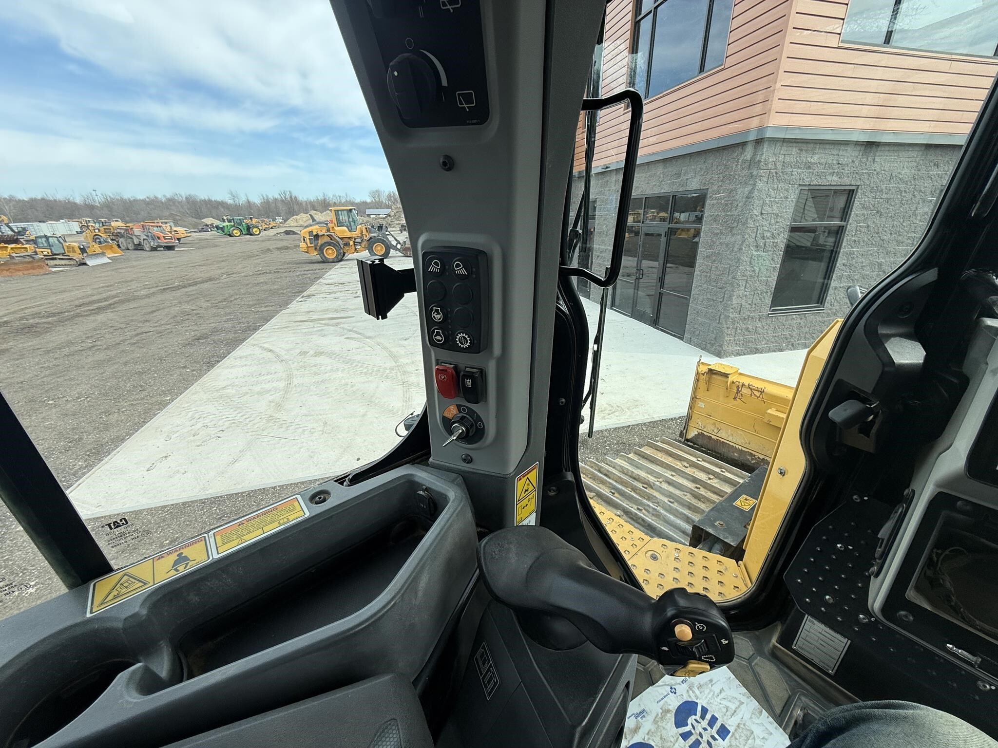 2020 Caterpillar D5 LGP Dozer