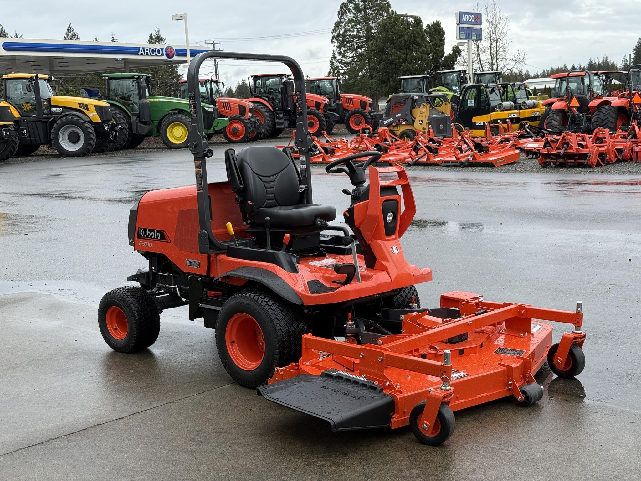 2026 Kubota F3710 Lawn Mower - $37,000 | Machinery Pete