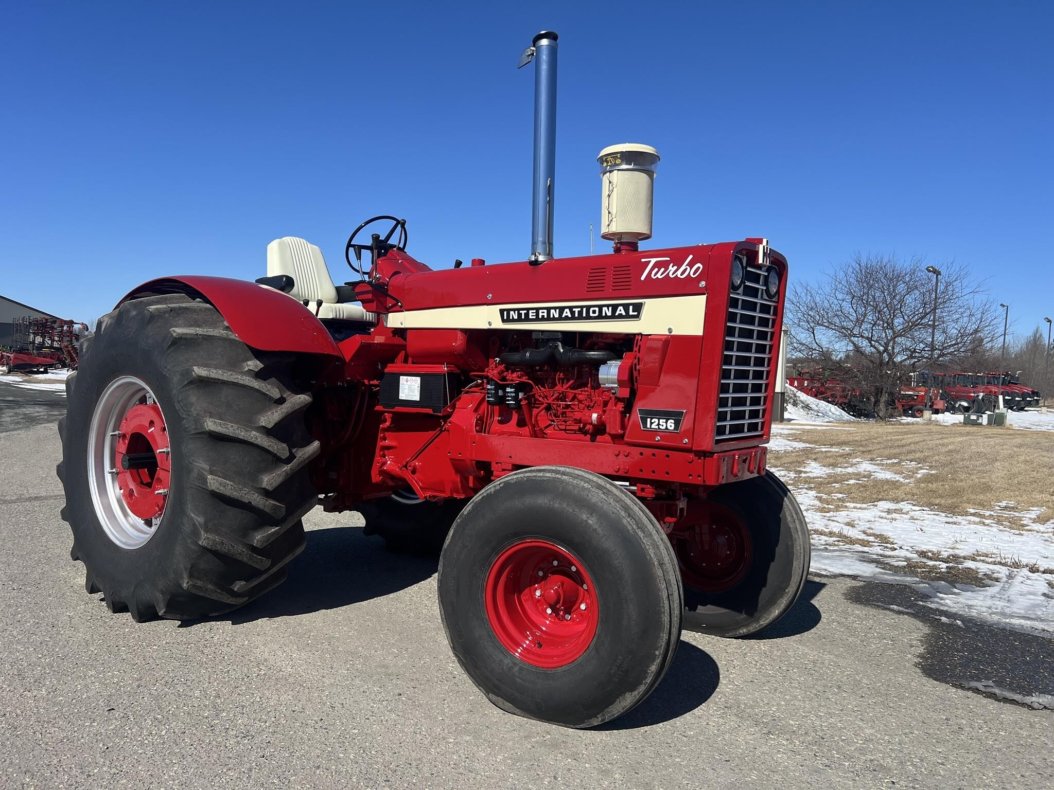 1968 International 1256 Tractor