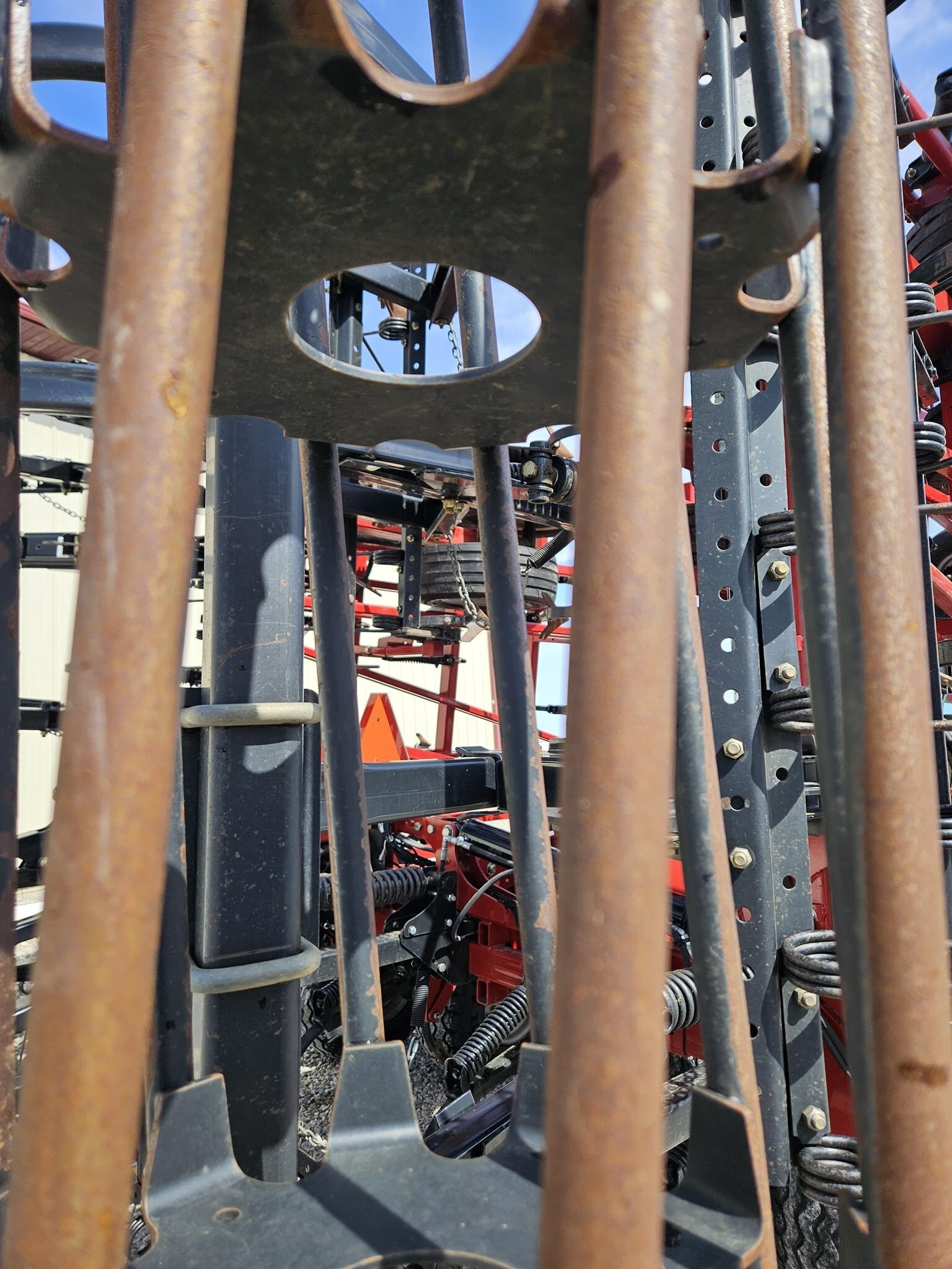 2017 Case IH Tiger-Mate 255 Field Cultivator