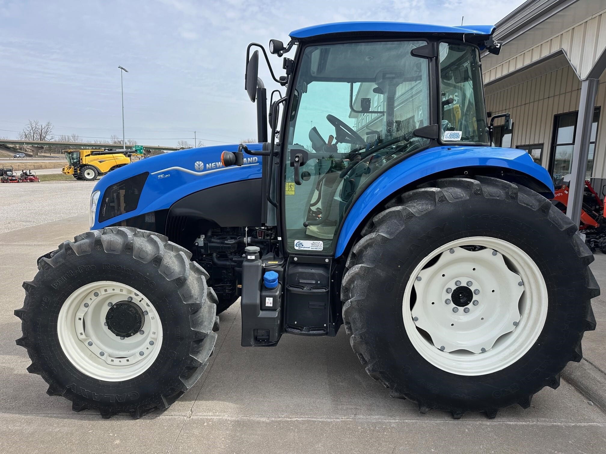 2022 New Holland T5.120 Tractor
