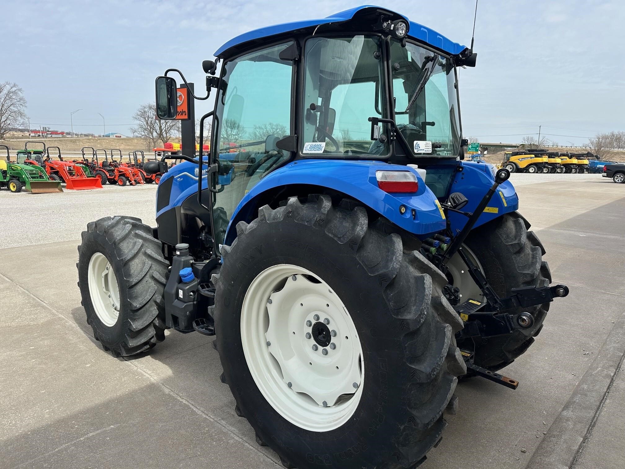 2022 New Holland T5.120 Tractor