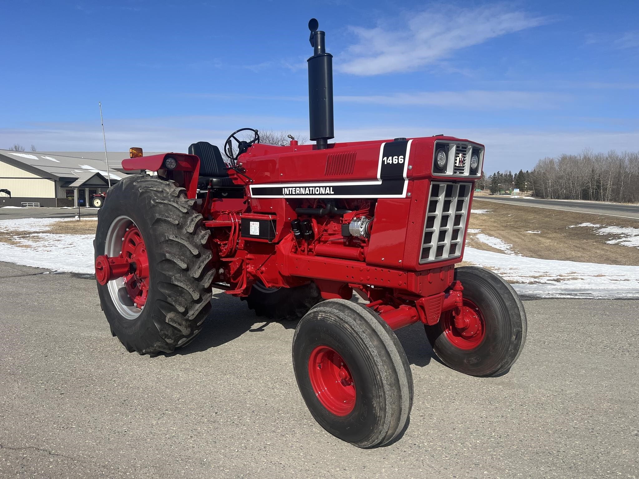 1975 International Harvester 1466 Tractor