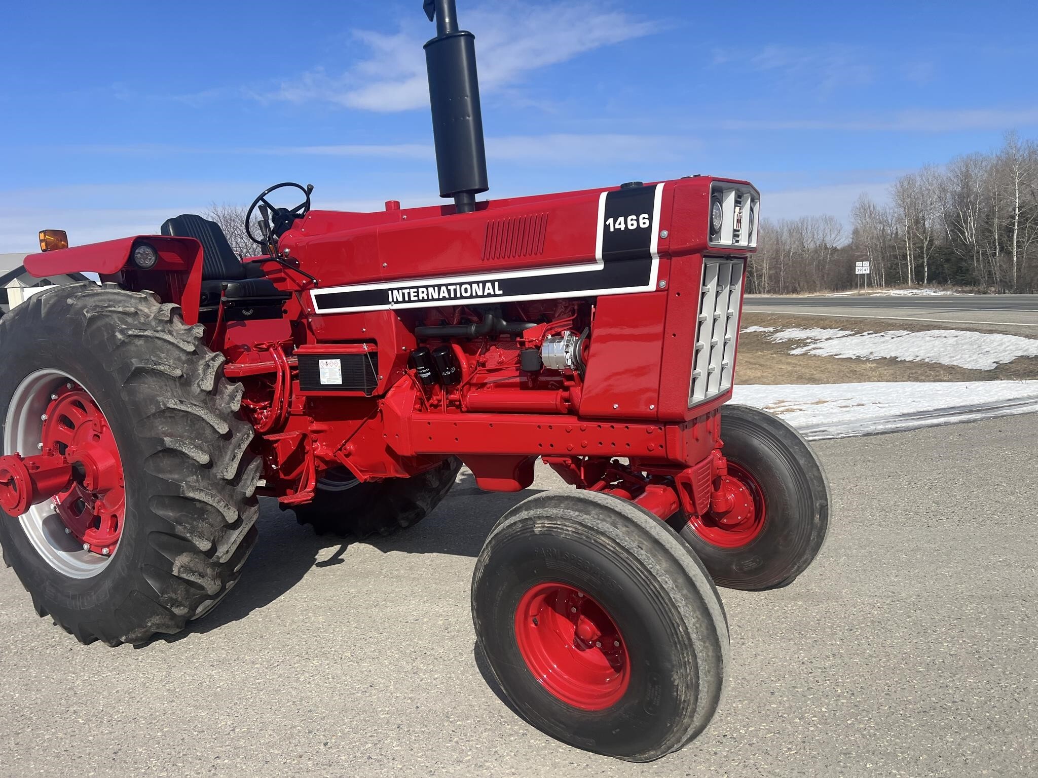 1975 International Harvester 1466 Tractor