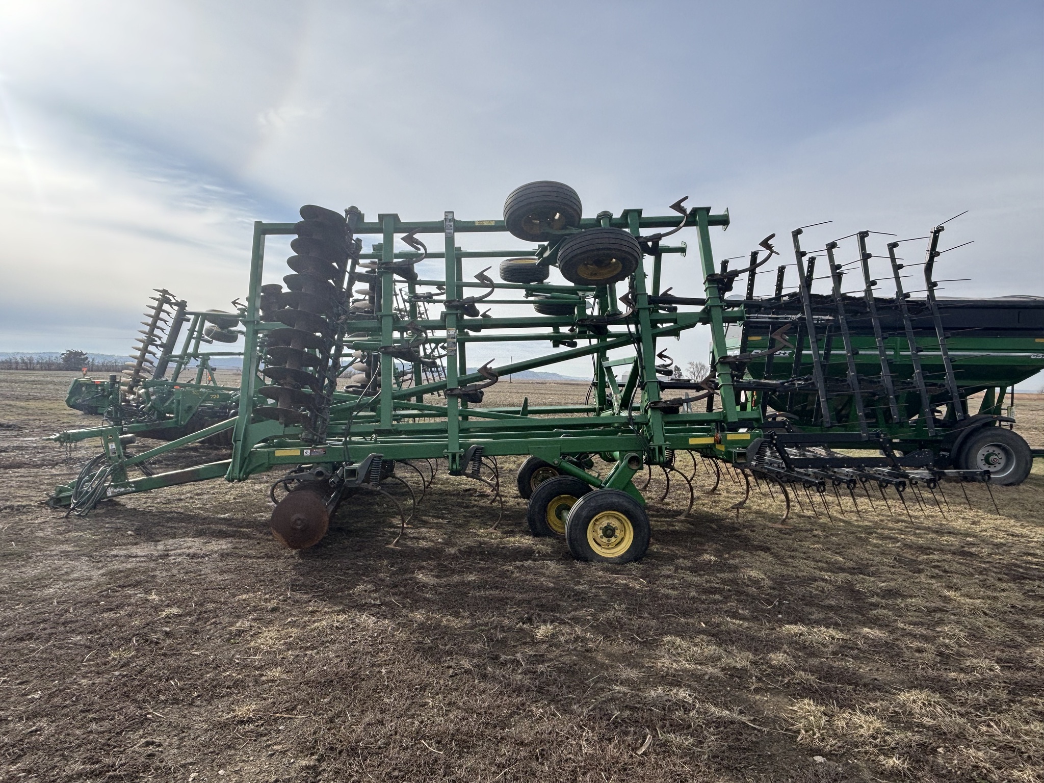 2009 John Deere 2310 Soil Finisher