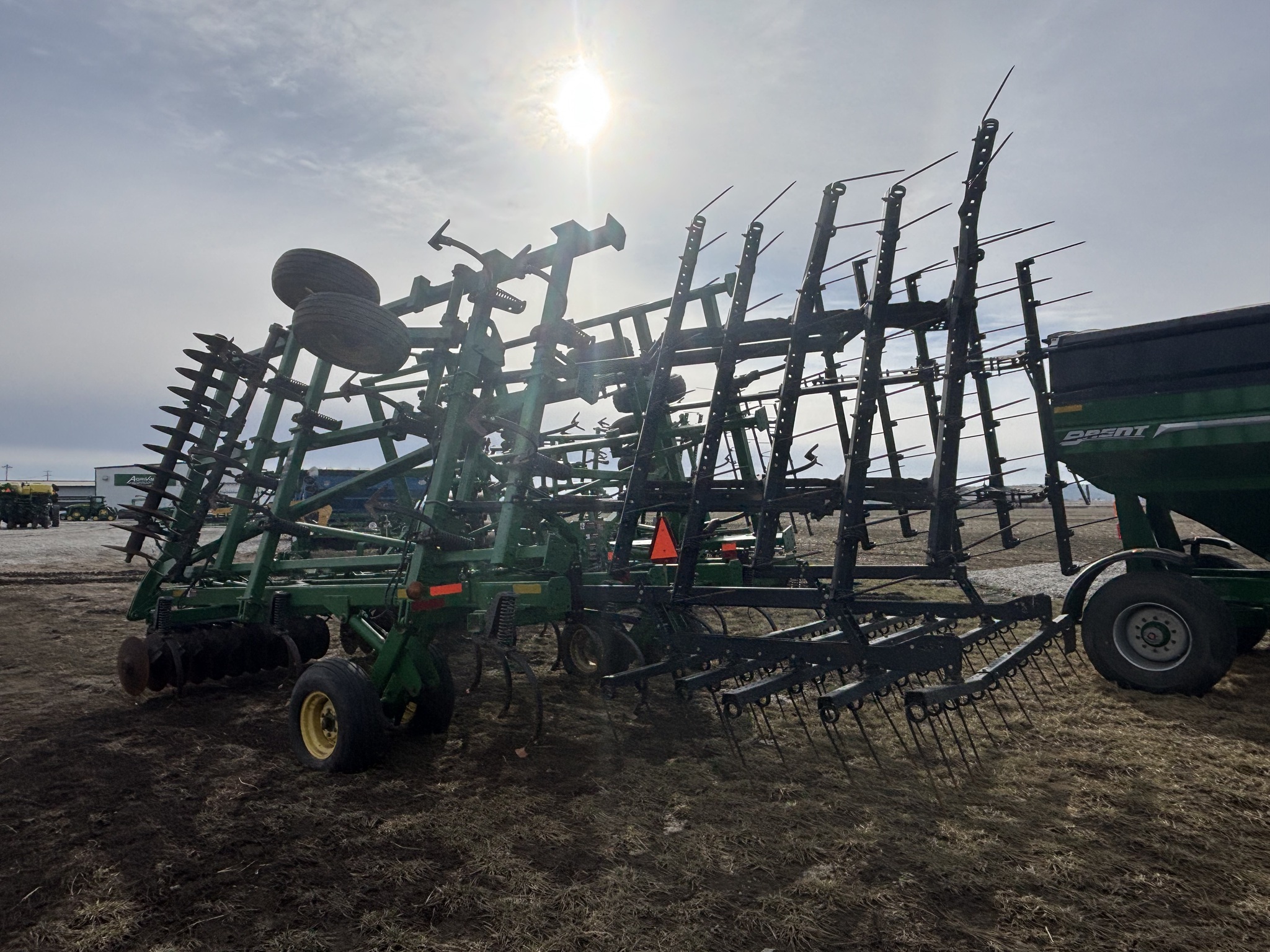 2009 John Deere 2310 Soil Finisher