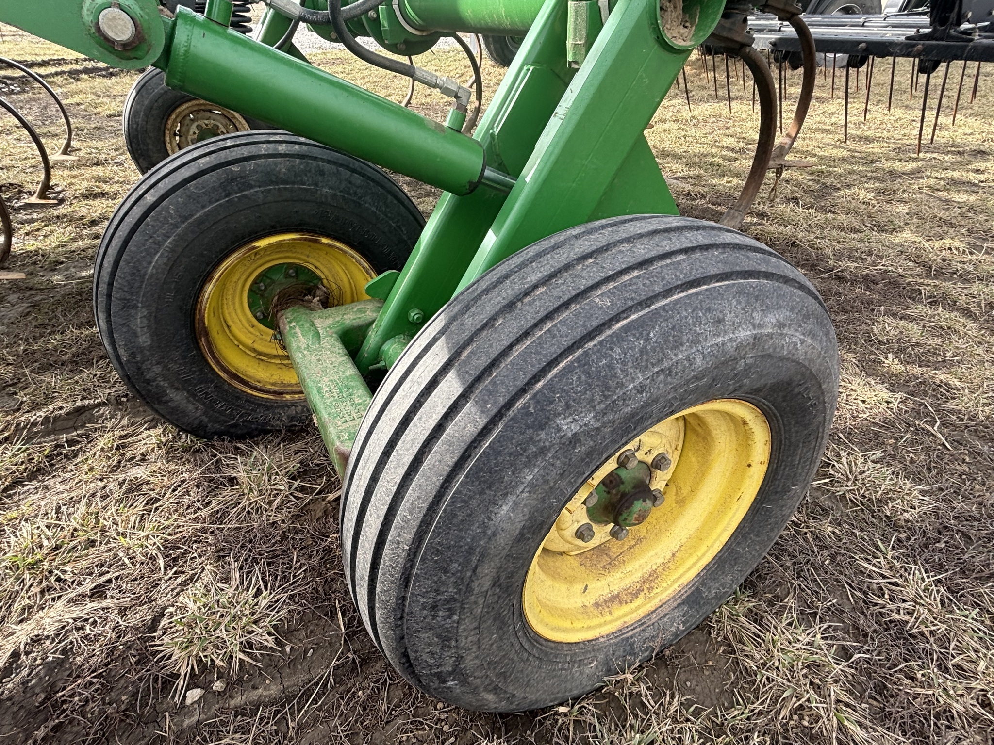 2009 John Deere 2310 Soil Finisher