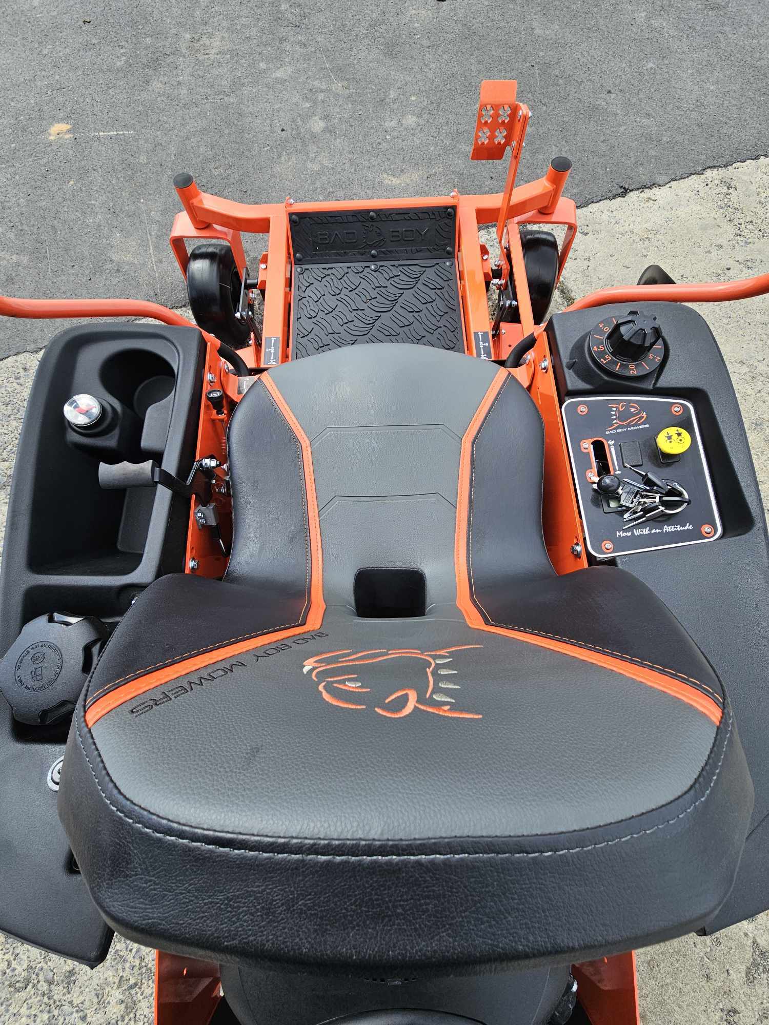 2026 Bad Boy ZT Avenger Kohler 60" Lawn Mower