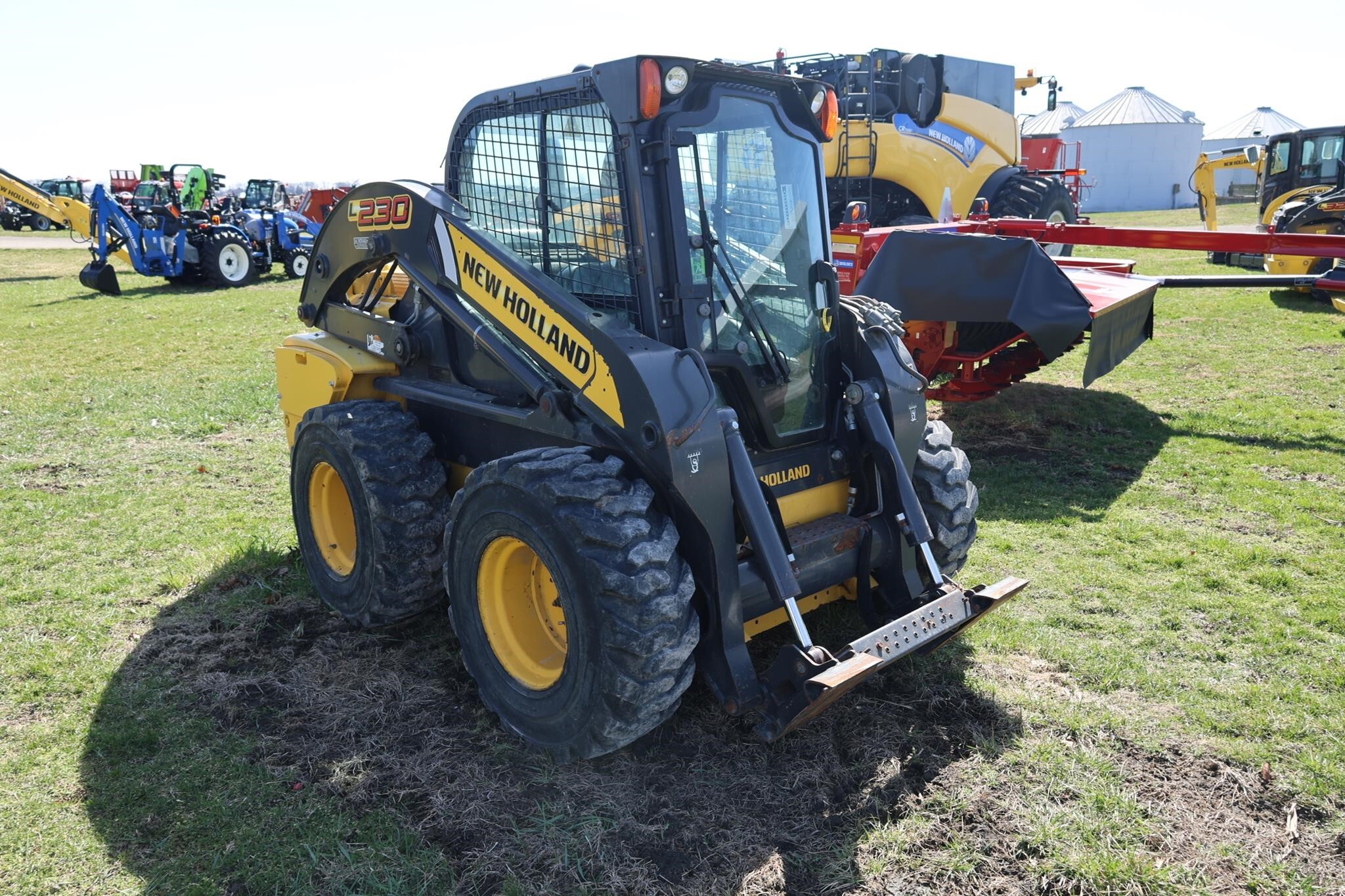 2015 New Holland L230 Skid Steer