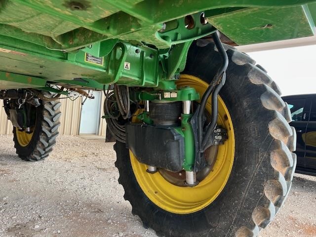 2020 John Deere R4045 Self-Propelled Sprayer