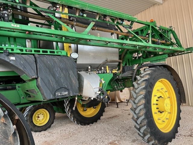 2020 John Deere R4045 Self-Propelled Sprayer
