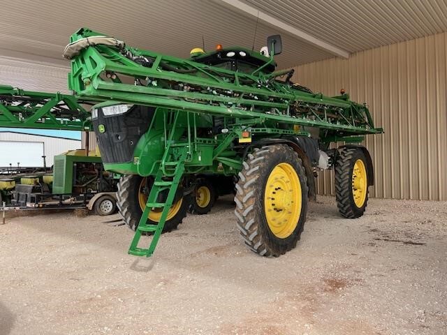 2020 John Deere R4045 Self-Propelled Sprayer