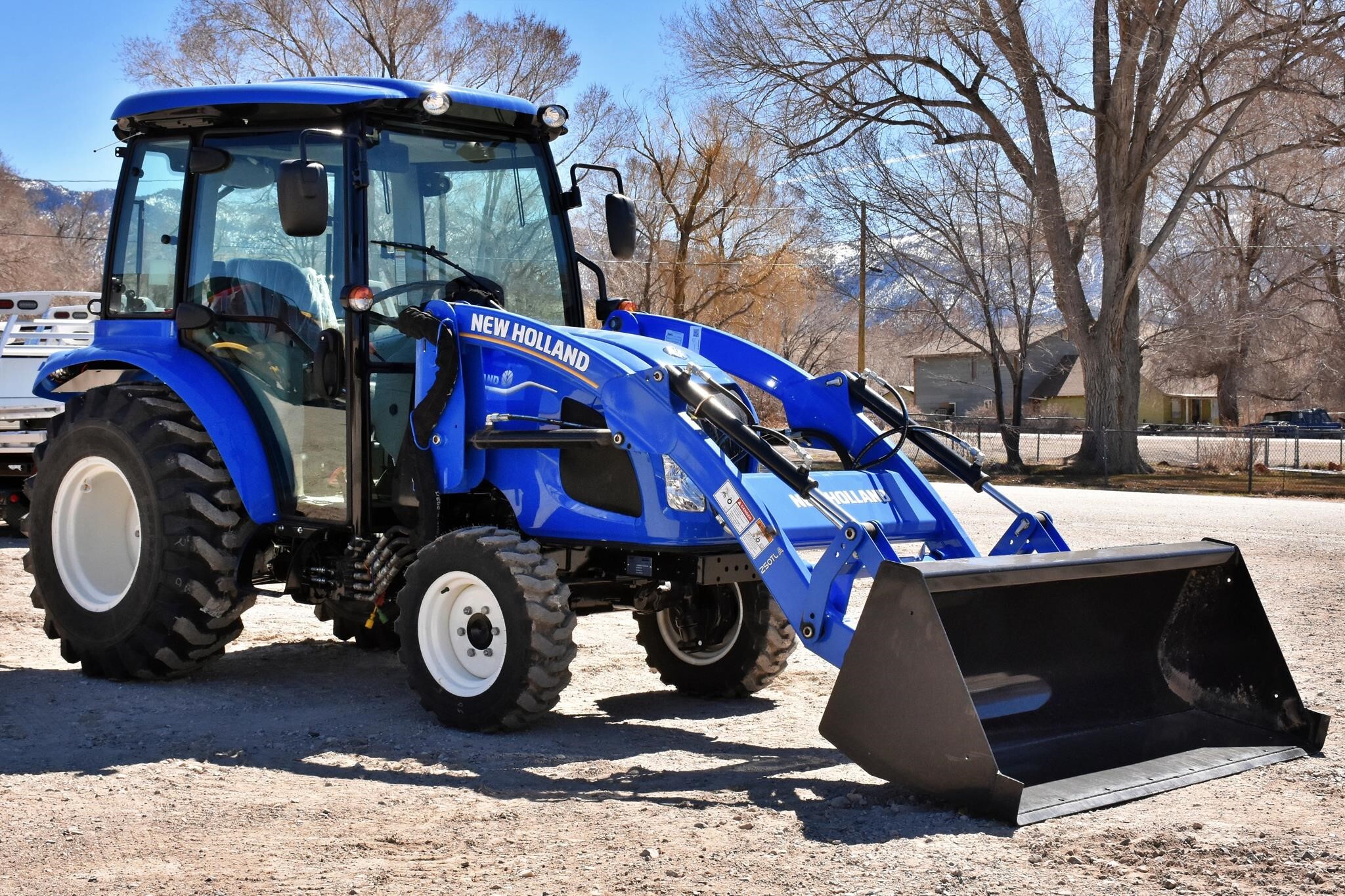2024 New Holland Boomer 40 Tractor