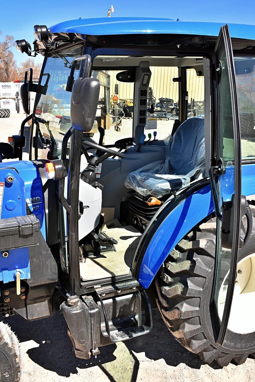 2024 New Holland Boomer 40 Tractor