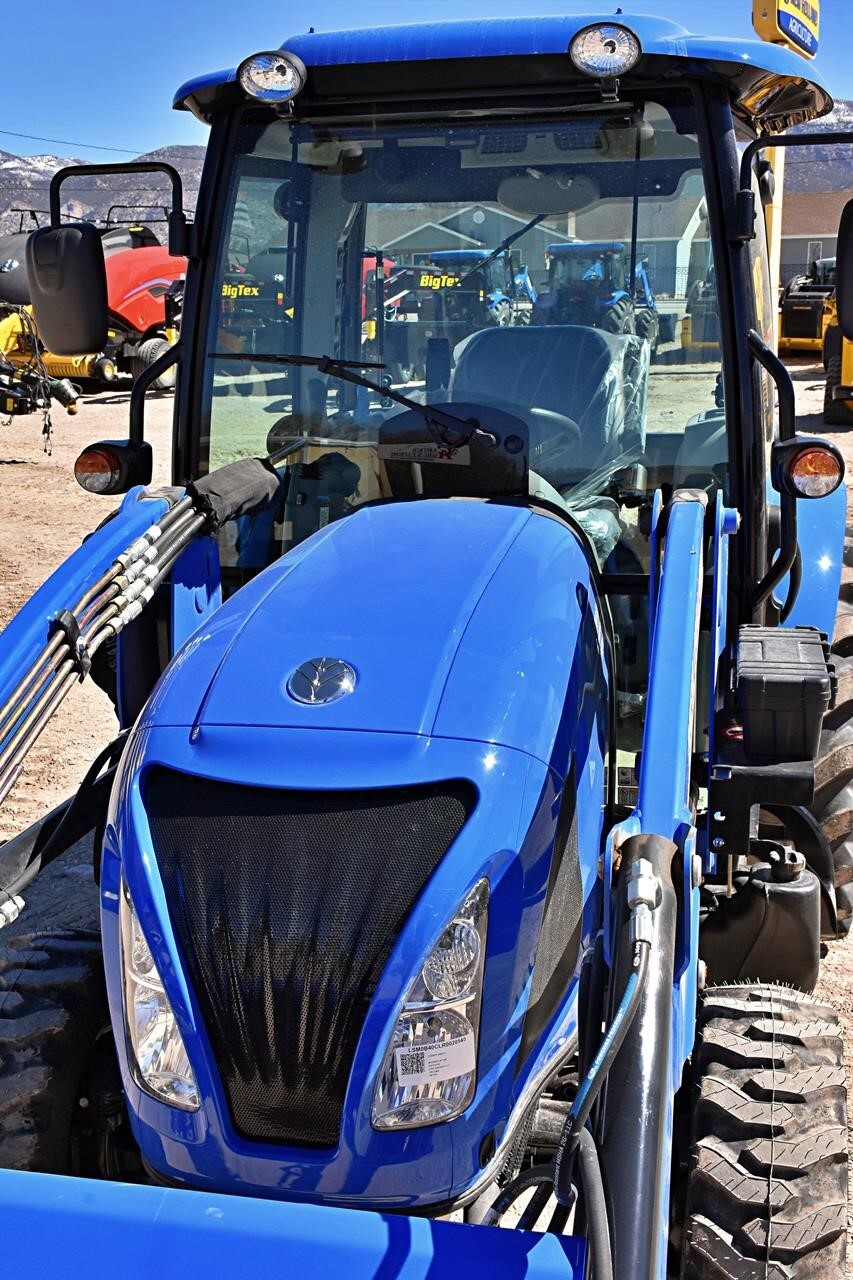 2024 New Holland Boomer 40 Tractor