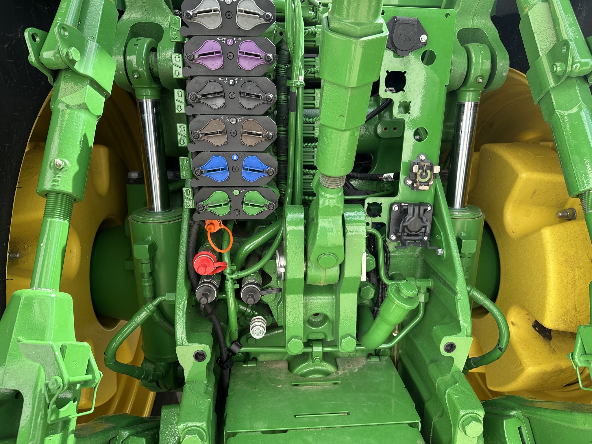 2024 John Deere 8R 370 Tractor