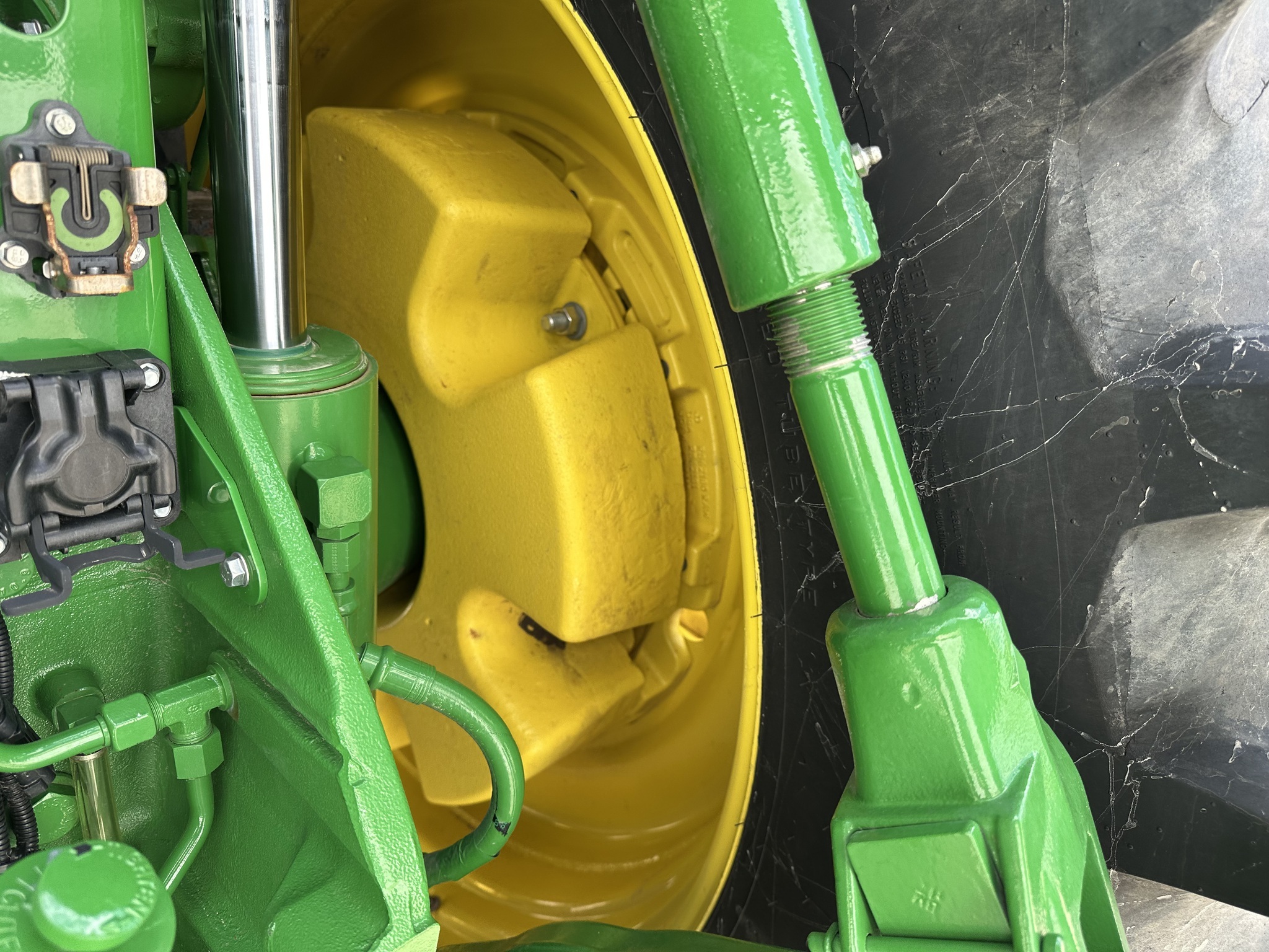 2024 John Deere 8R 370 Tractor