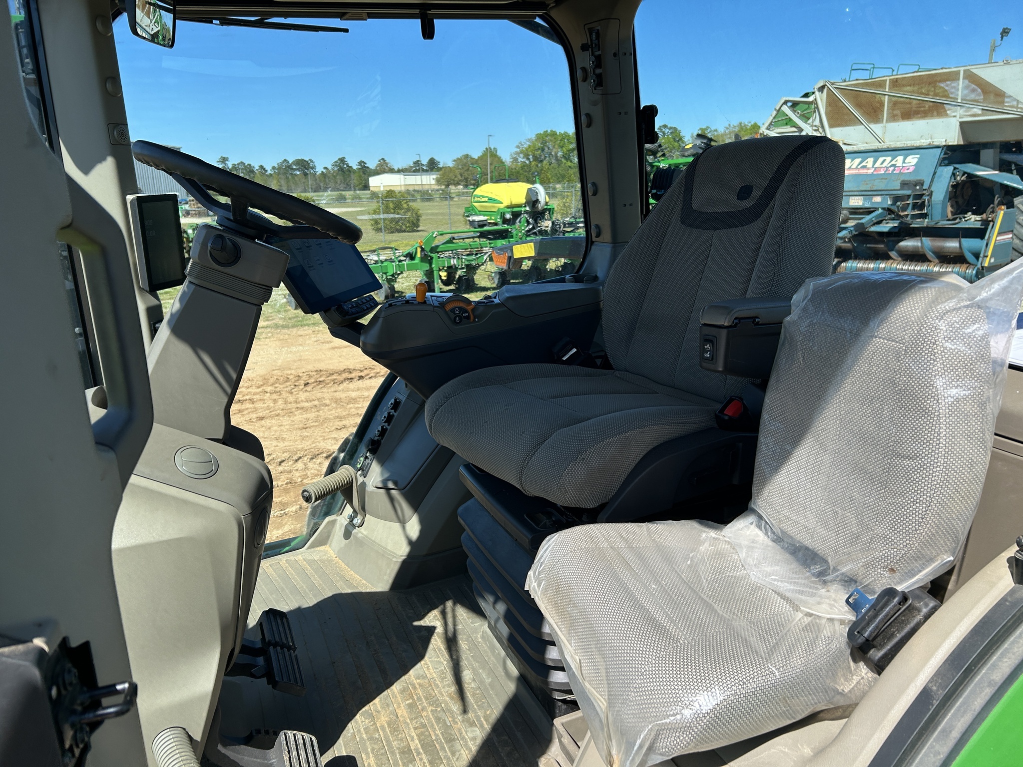 2024 John Deere 8R 310 Tractor