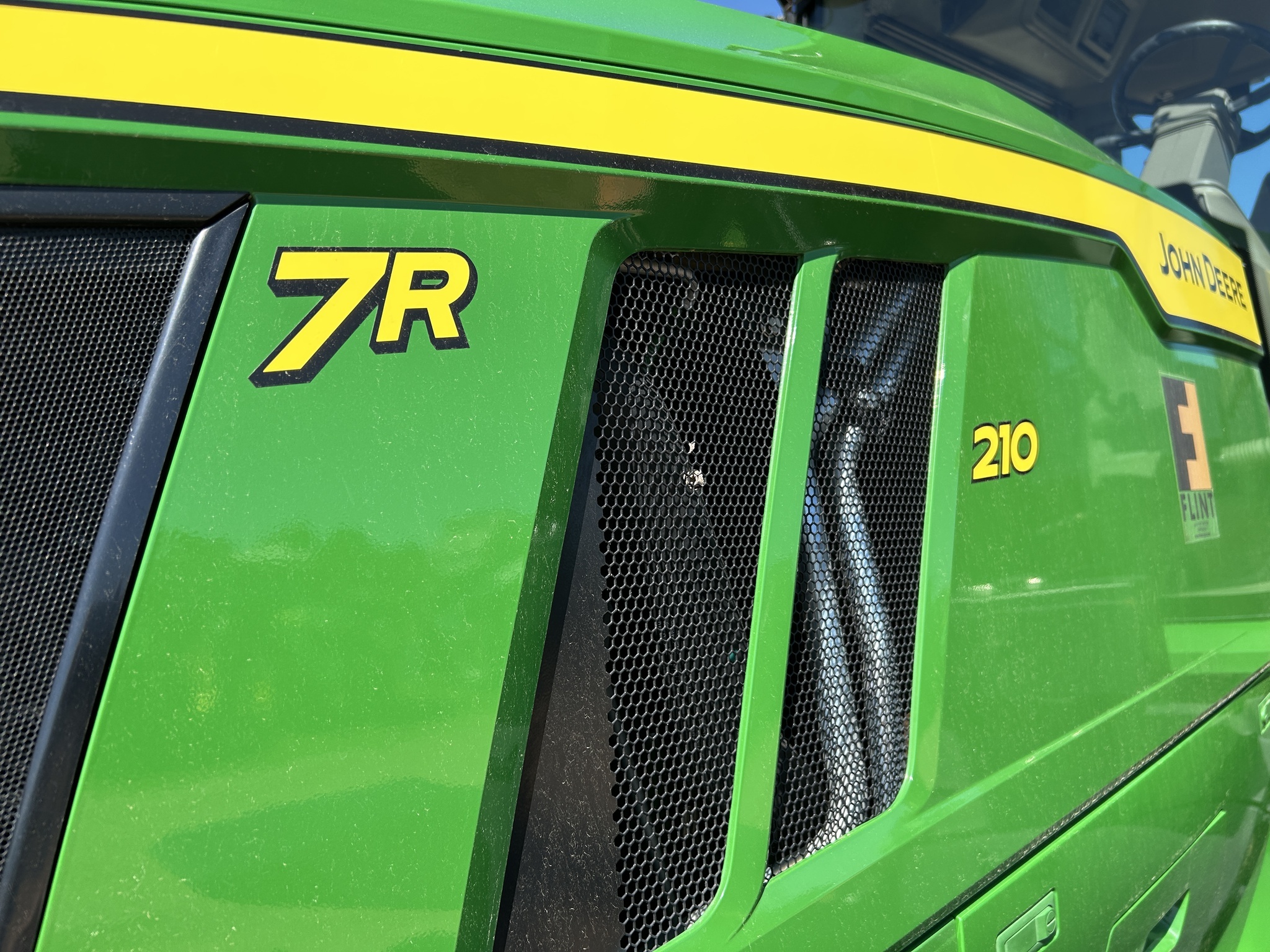 2023 John Deere 7R 210 Tractor