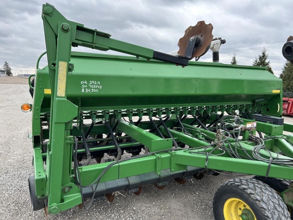  John Deere 1590 Drill