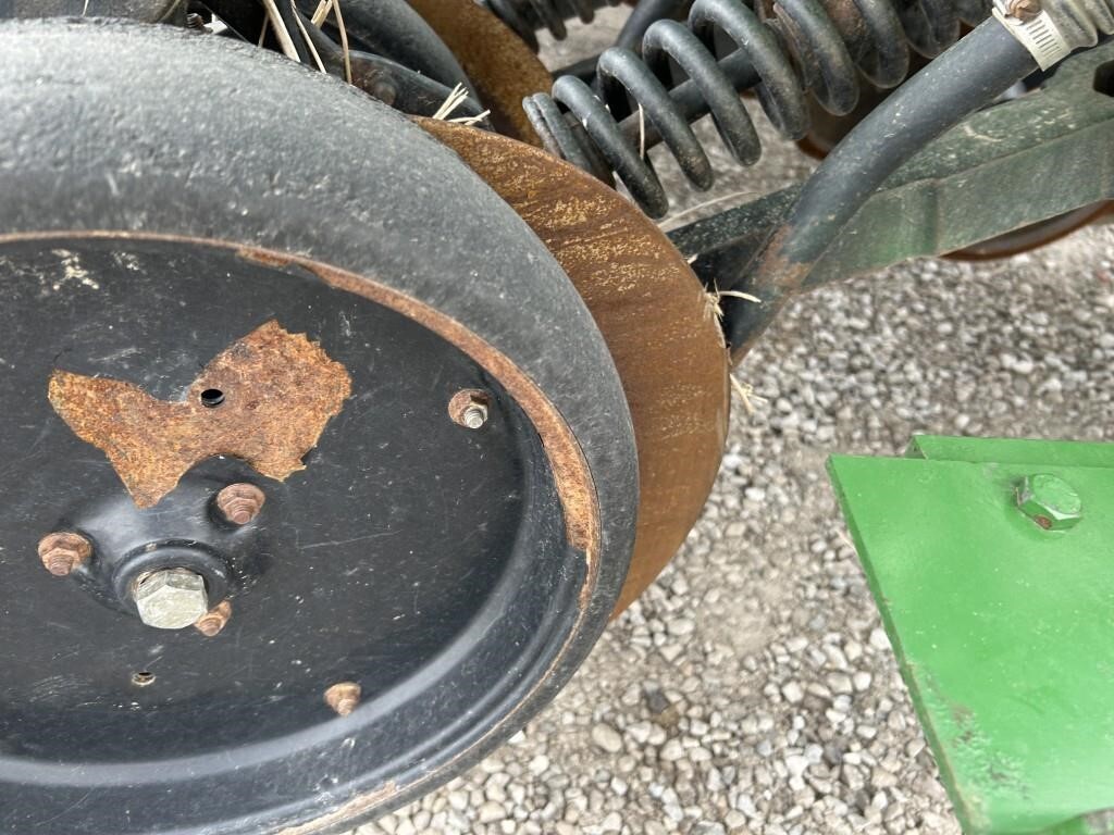  John Deere 1590 Drill