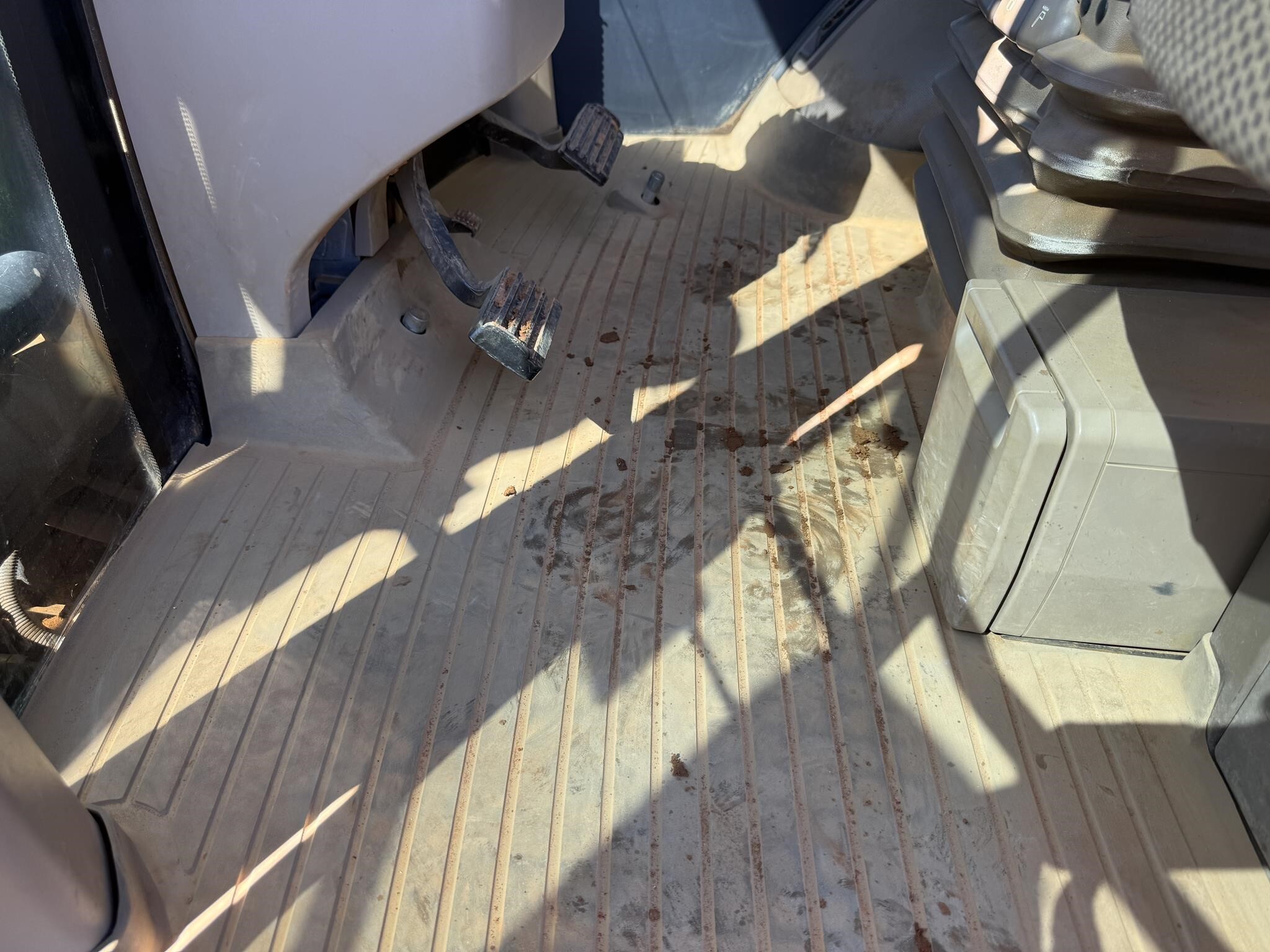 2021 John Deere 9620R Tractor