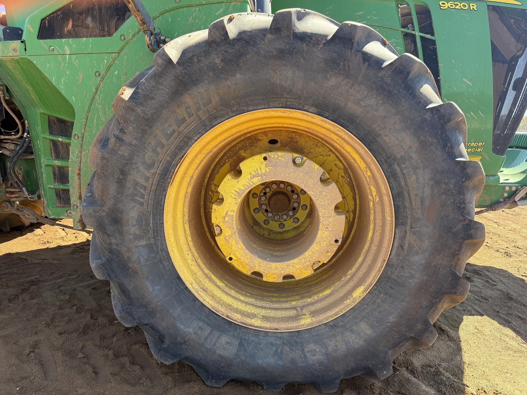 2021 John Deere 9620R Tractor