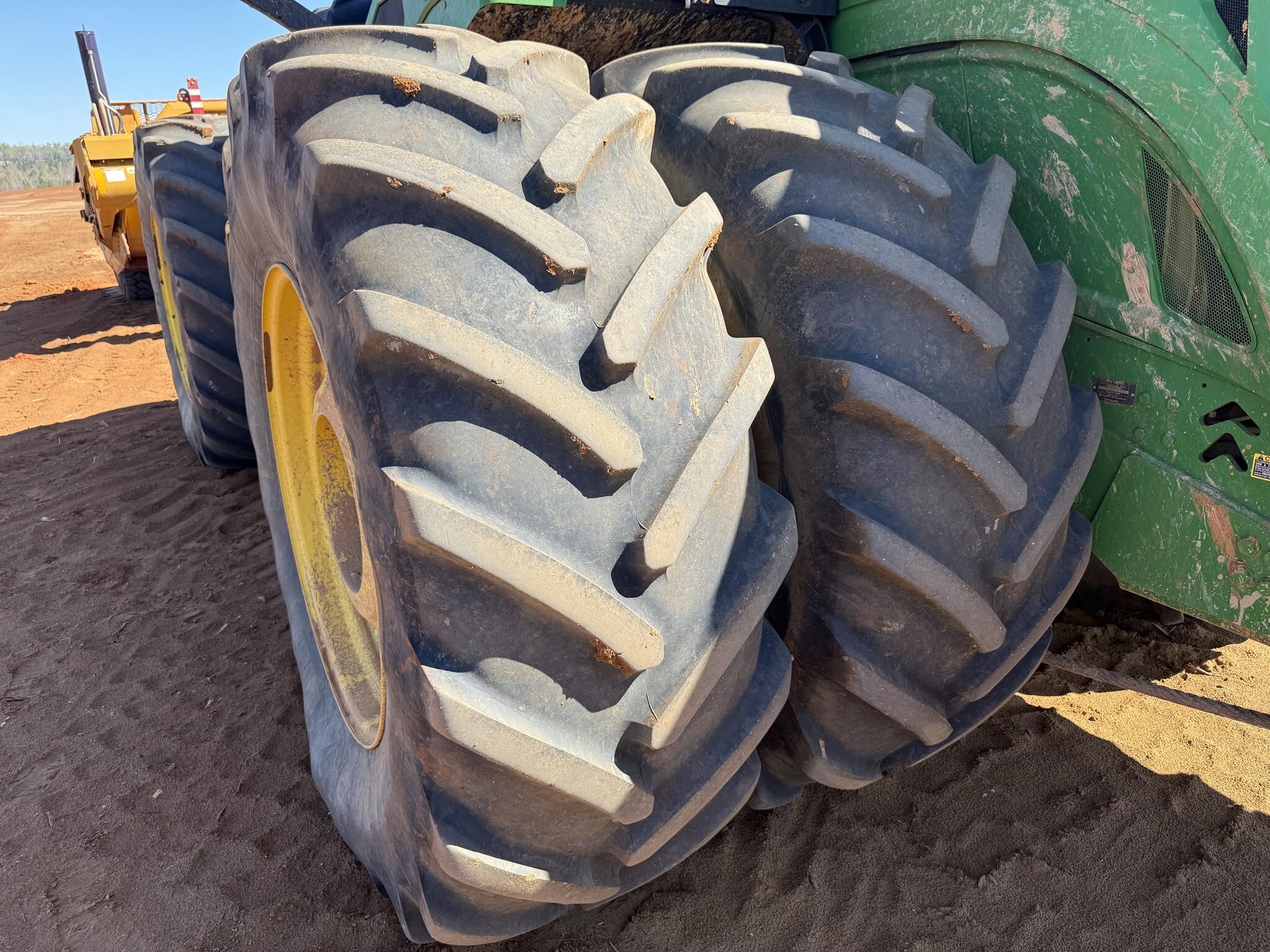 2021 John Deere 9620R Tractor