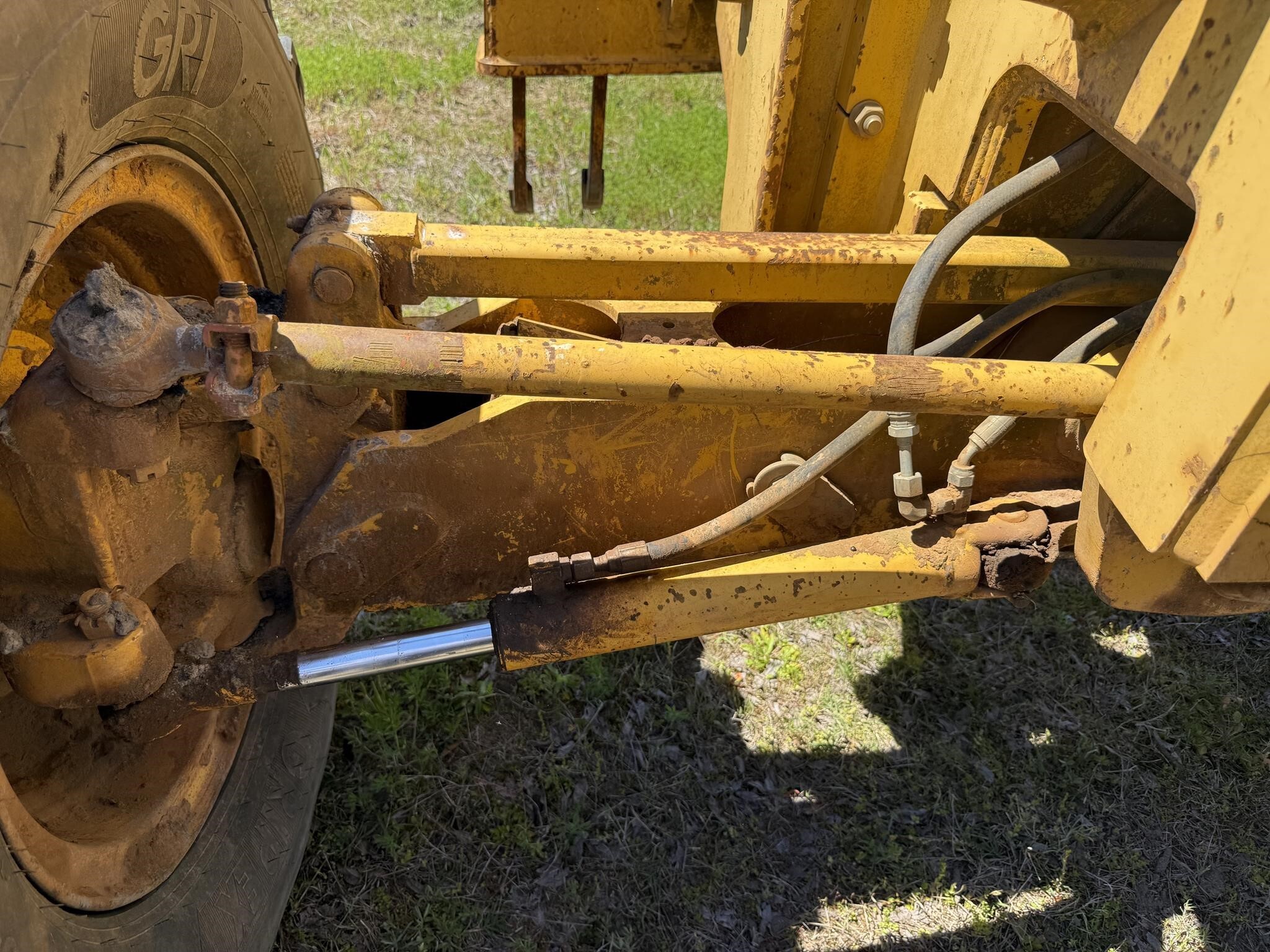 2005 Deere 670D Miscellaneous