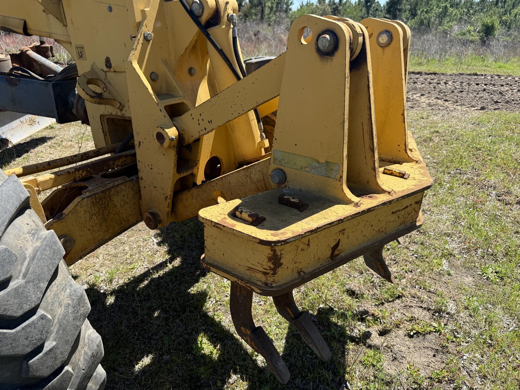 2005 Deere 670D Miscellaneous