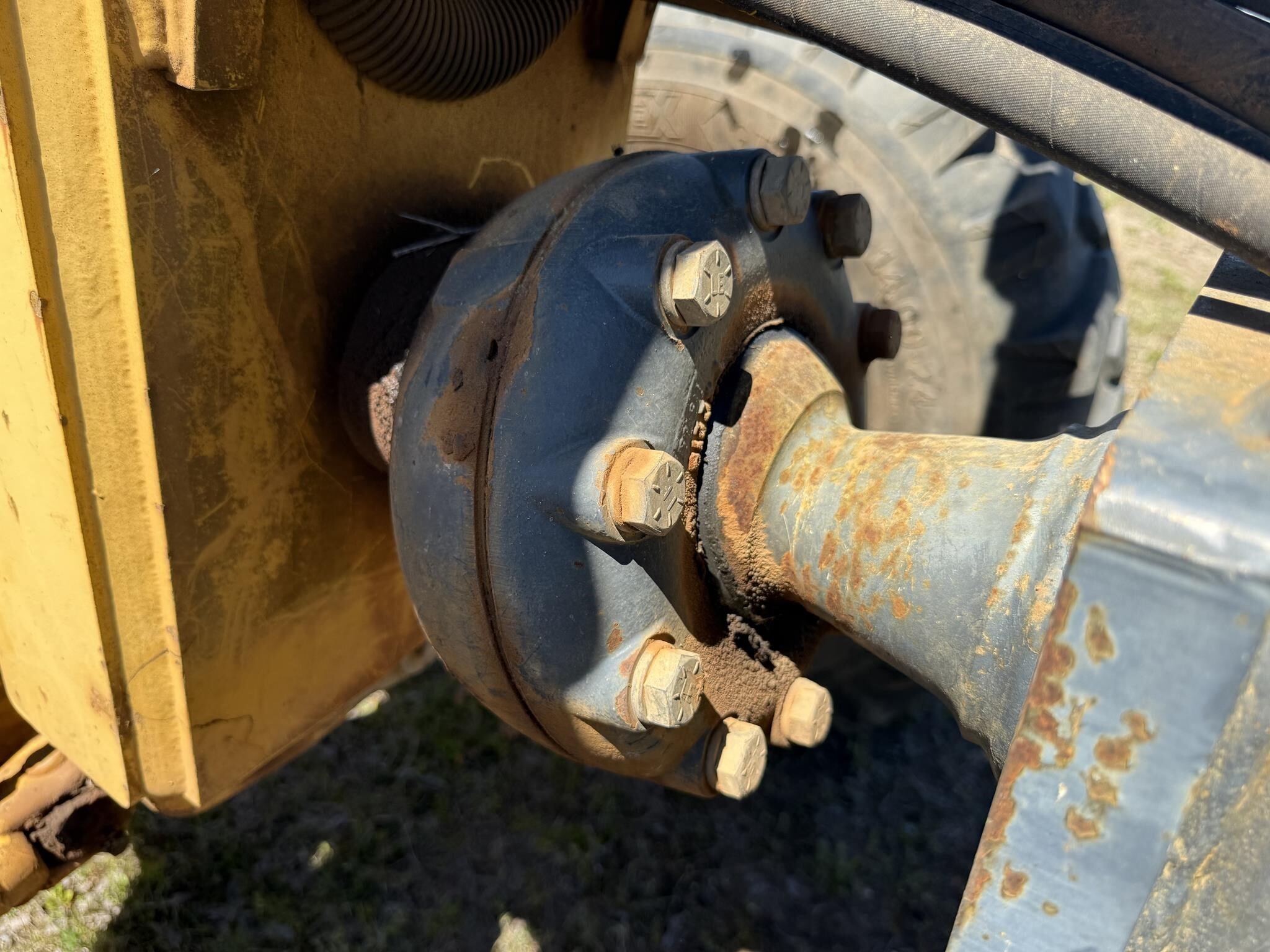 2005 Deere 670D Miscellaneous