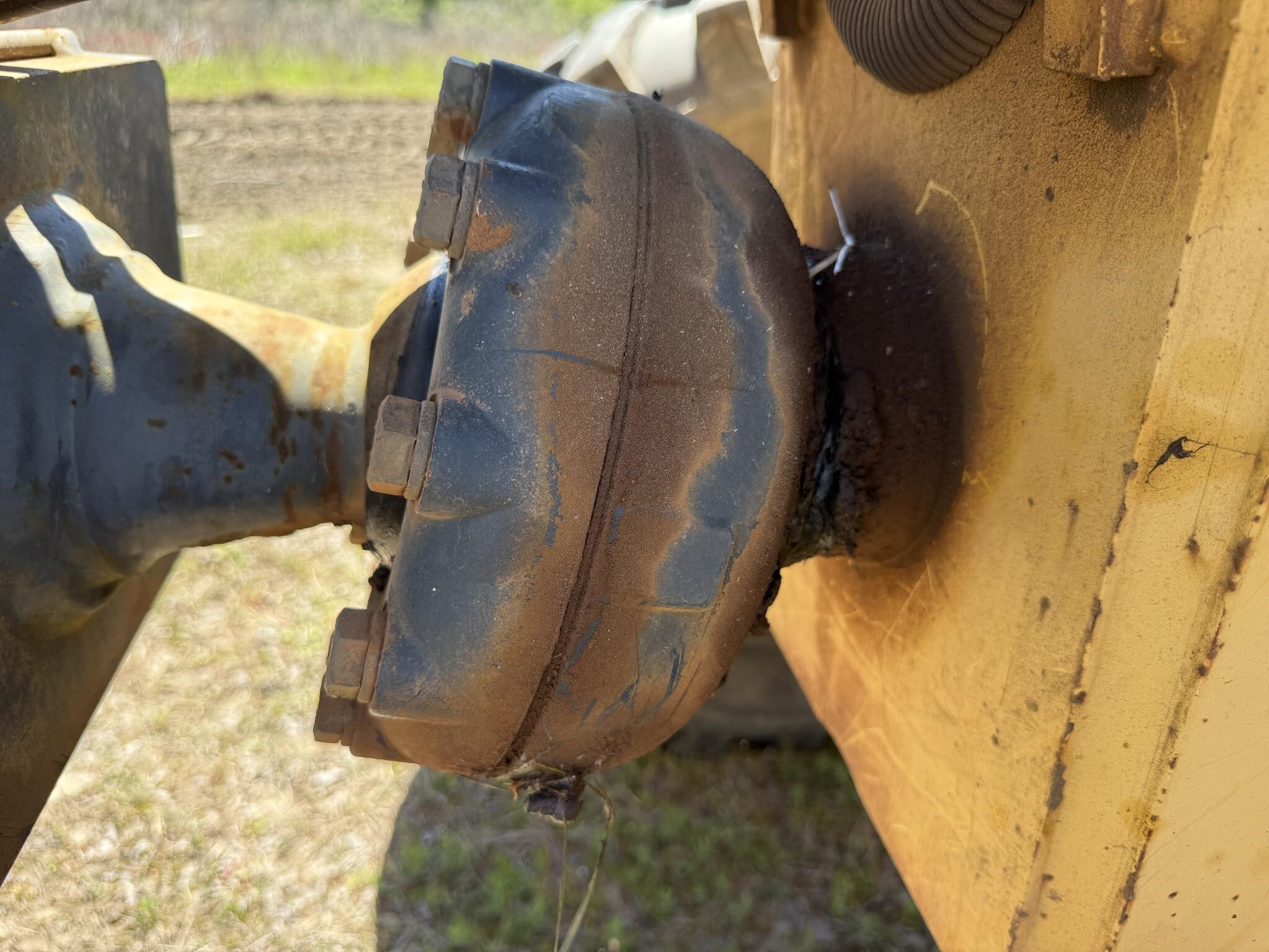 2005 Deere 670D Miscellaneous