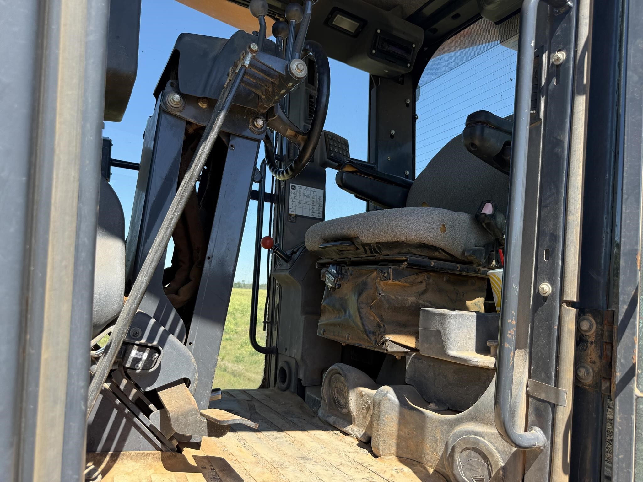 2005 Deere 670D Miscellaneous