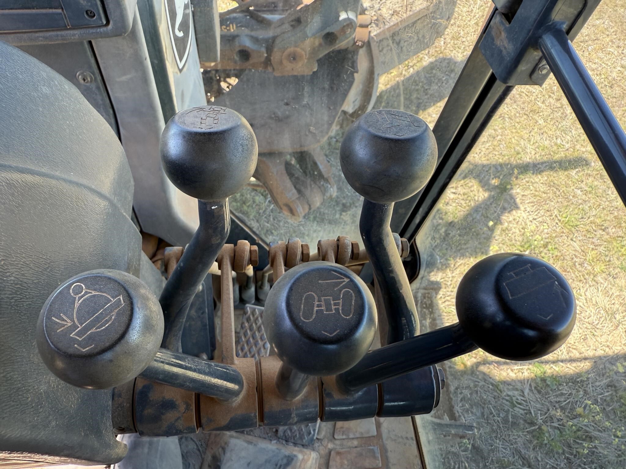 2005 Deere 670D Miscellaneous